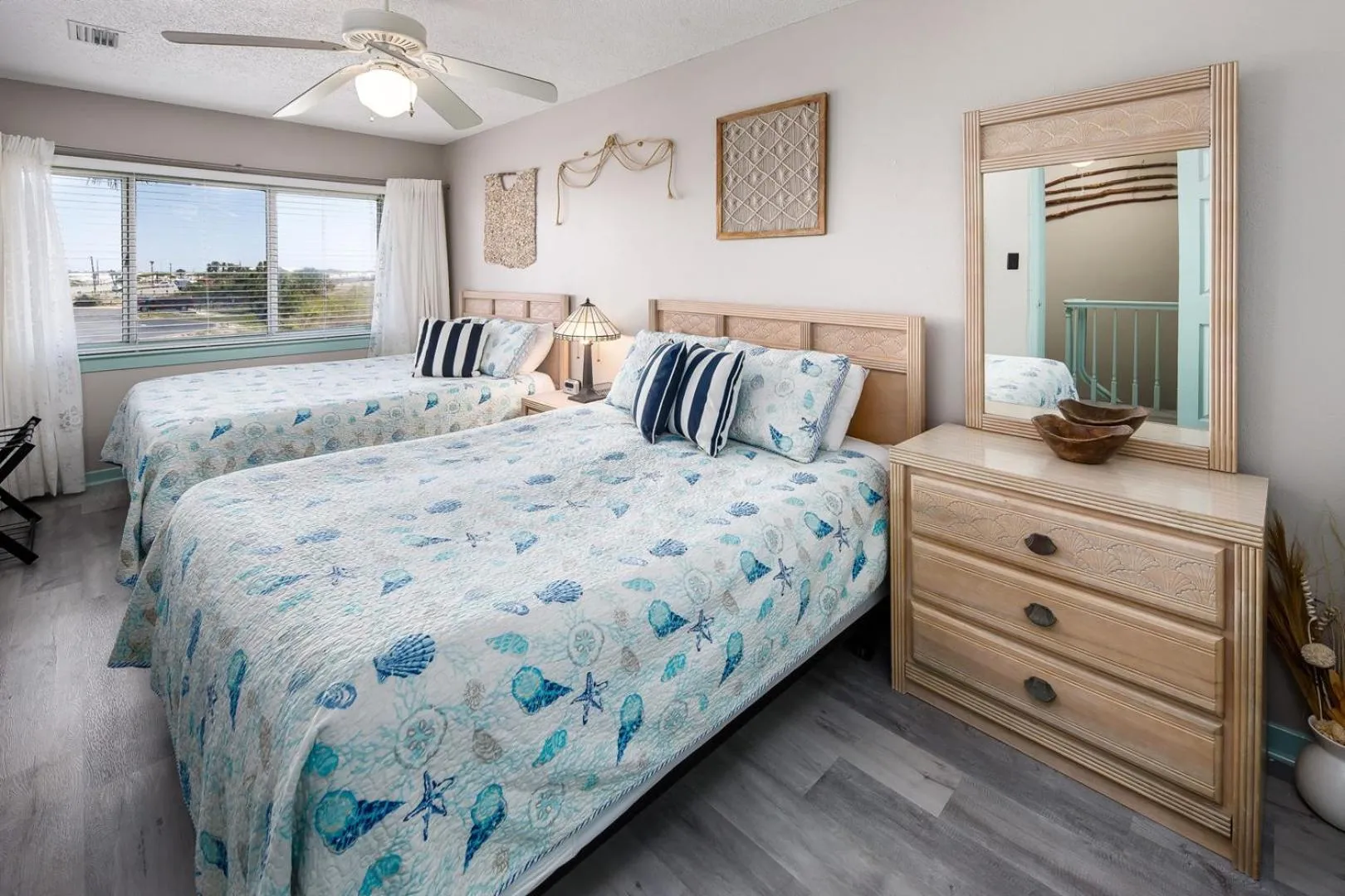 Bed in Seaspray Condos 104A