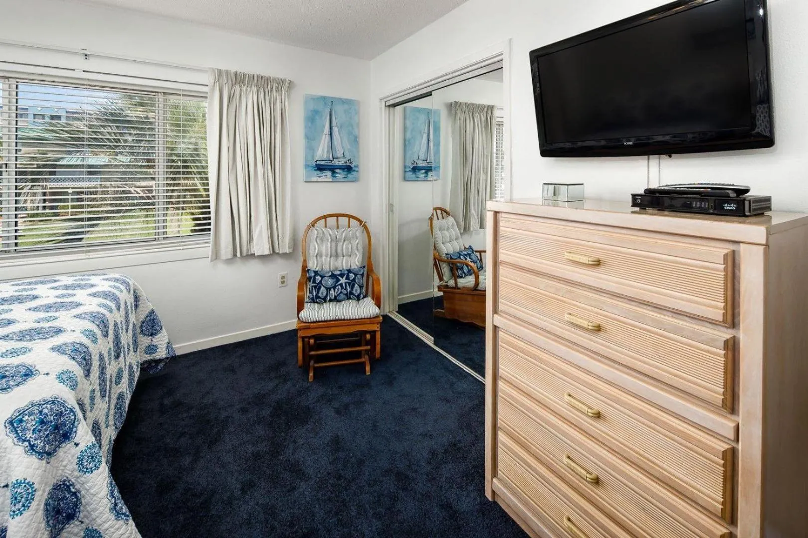 Bed in Seaspray Condos 111B