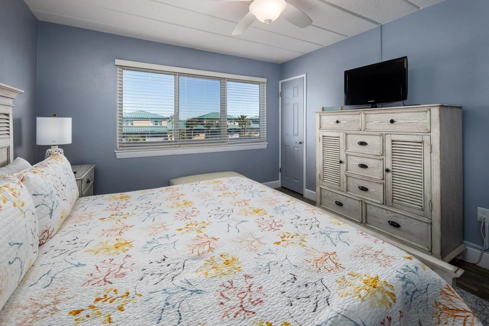 Bed in Seaspray Condos 210D