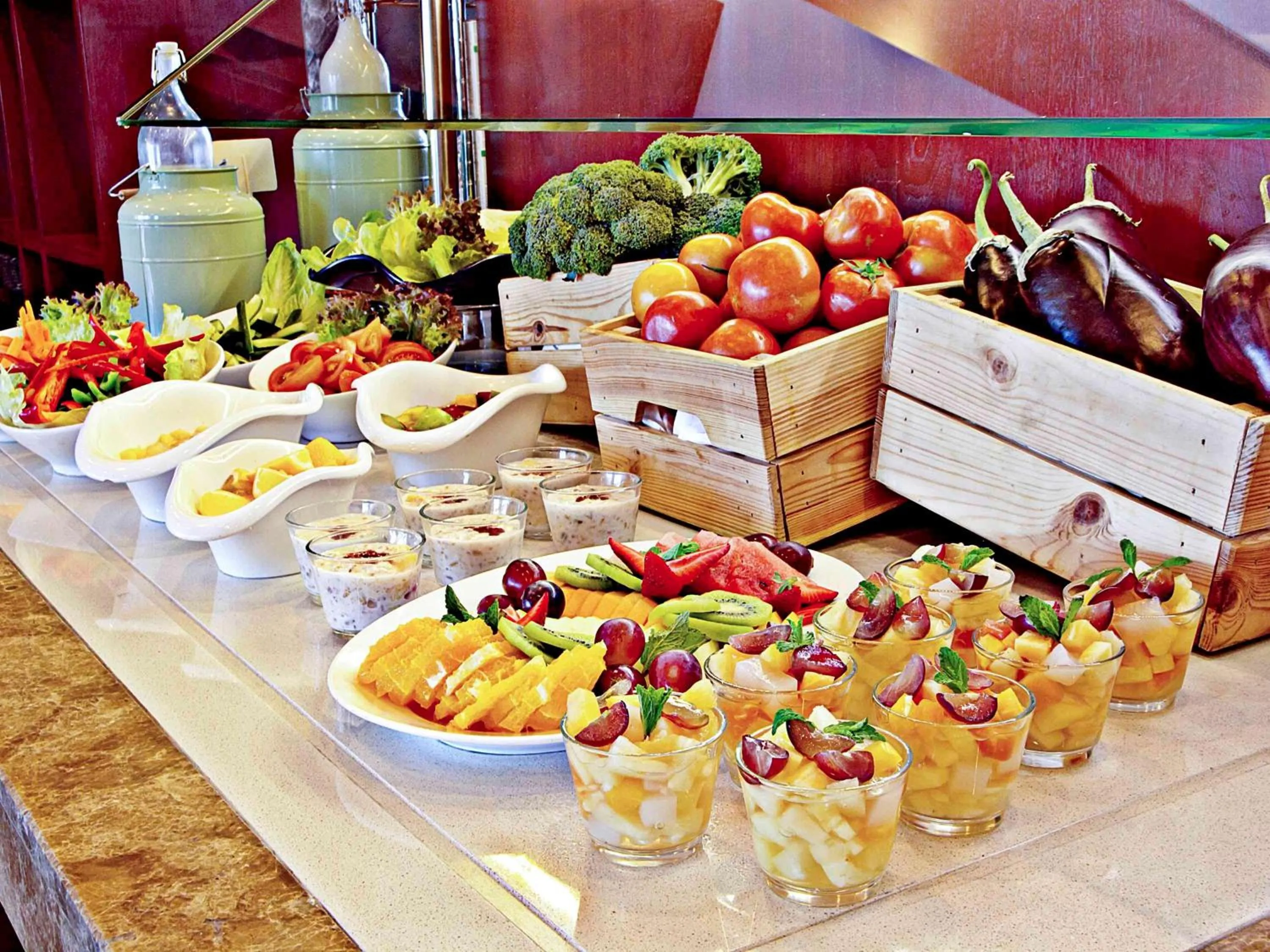 Restaurant/places to eat in ibis Kuwait Salmiya