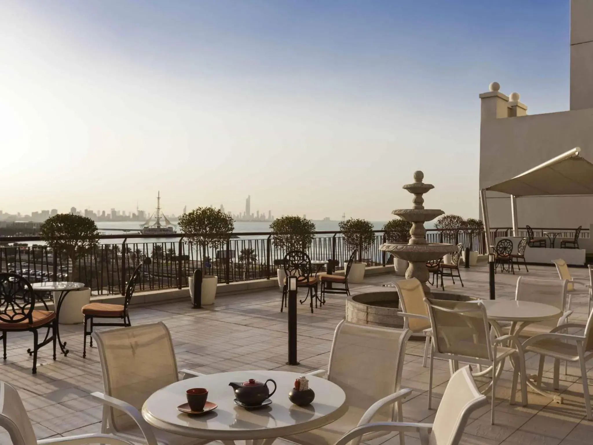 Lounge or bar in ibis Kuwait Salmiya Lounge or bar in ibis Kuwait Salmiya