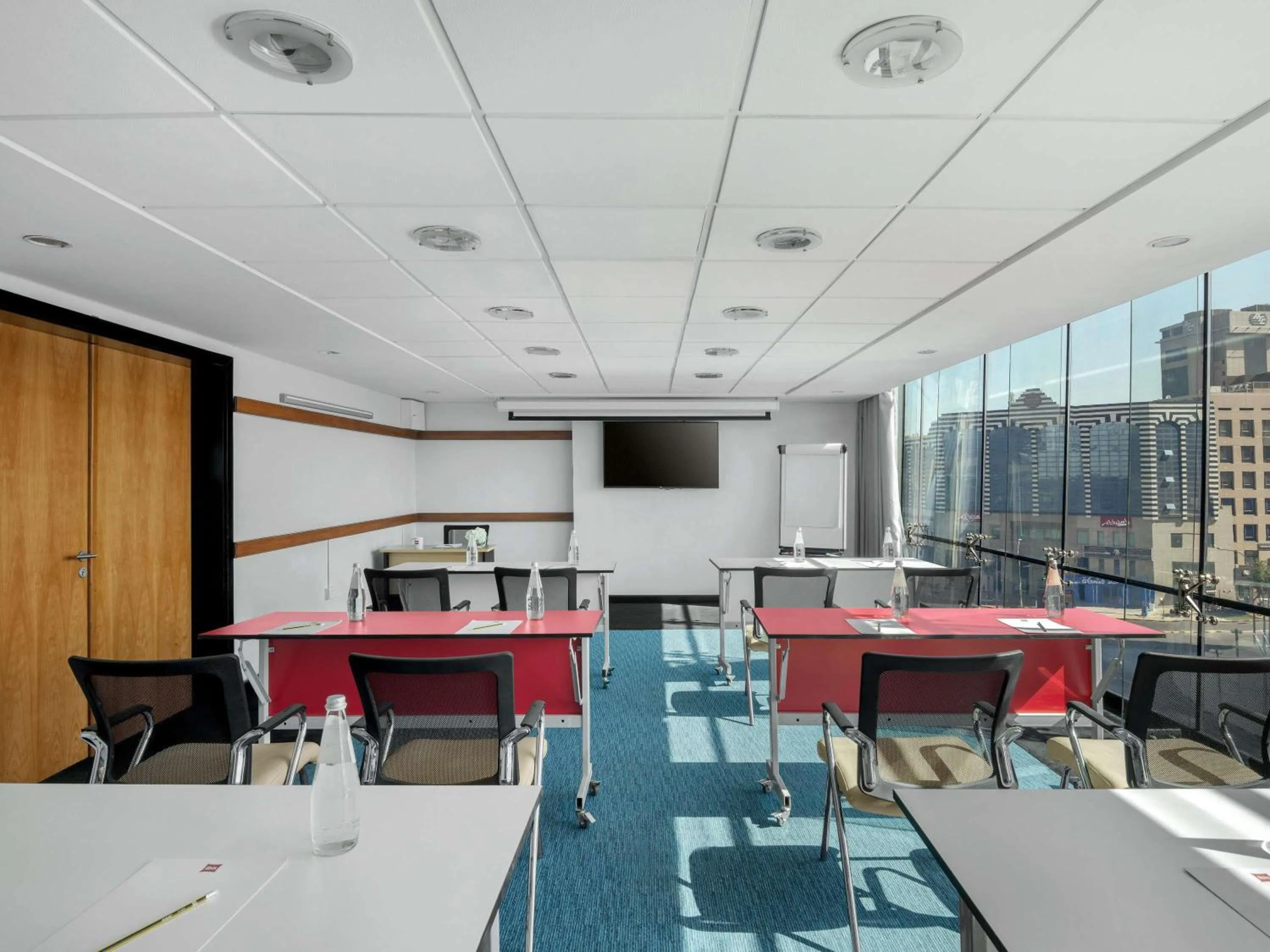 Meeting/conference room in ibis Kuwait Salmiya