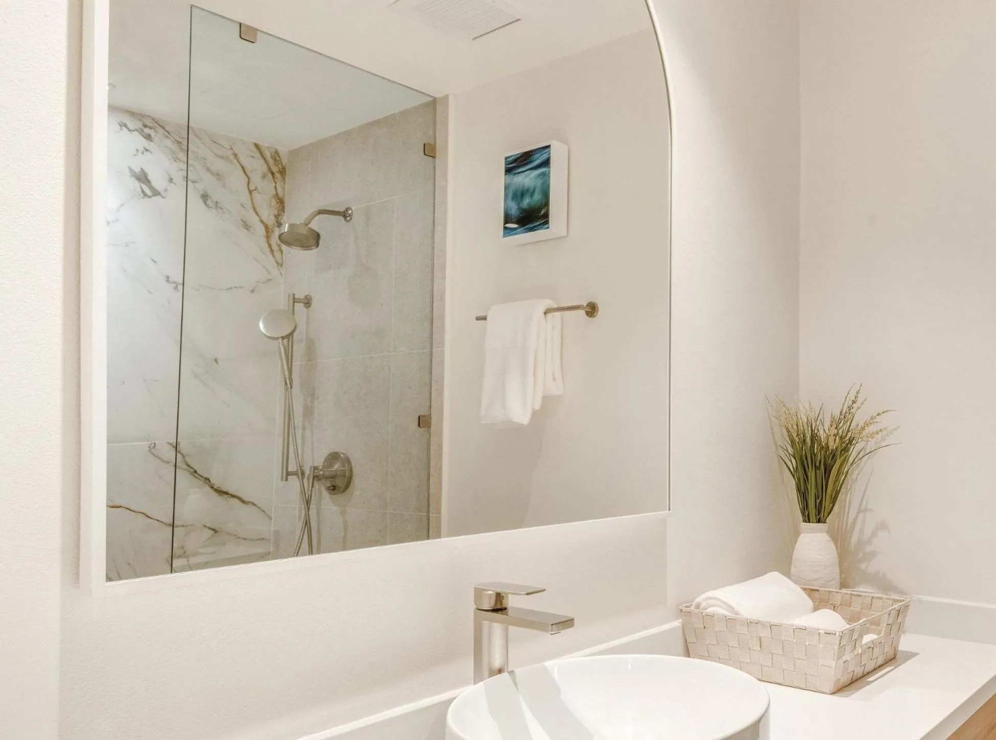 Bathroom in Fort George Hotel and Spa