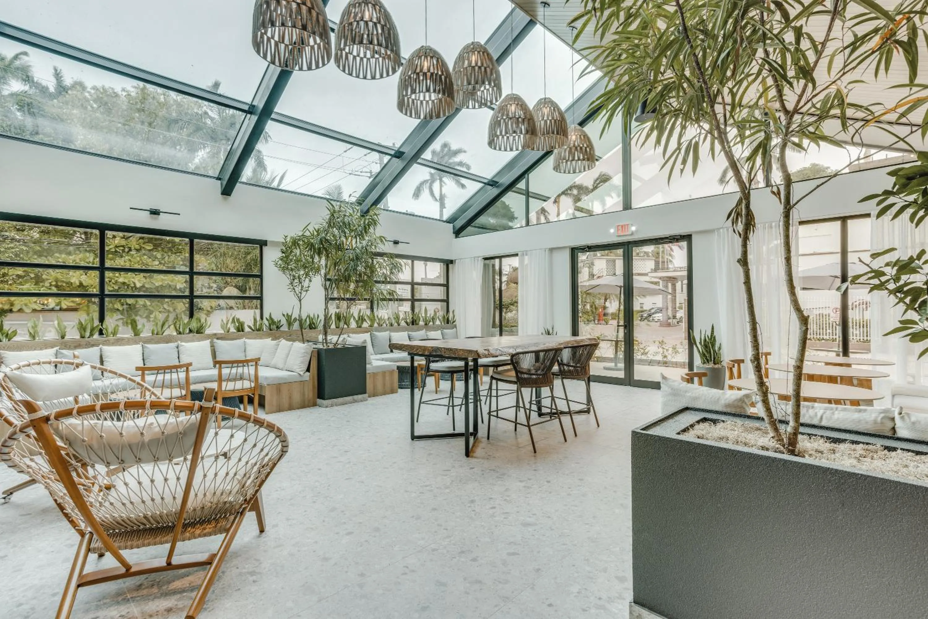 Lounge or bar in Fort George Hotel and Spa