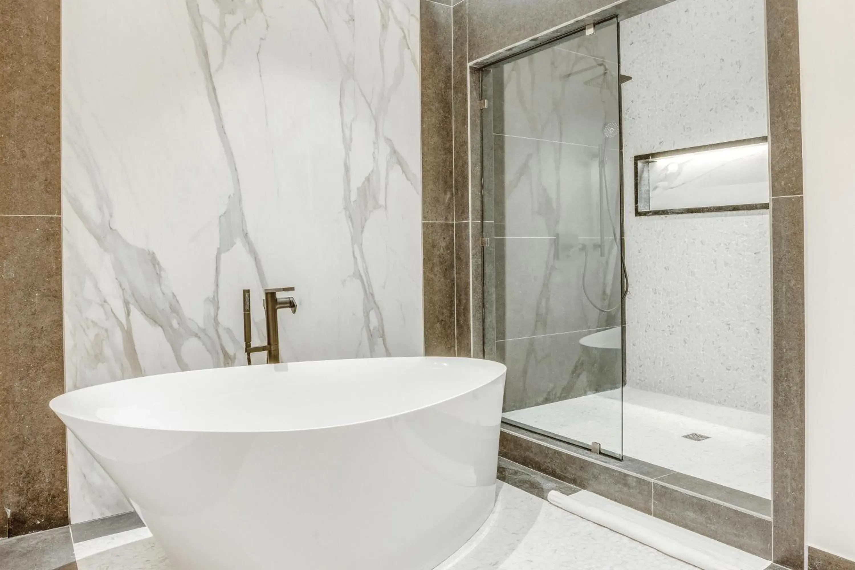 Bathroom in Fort George Hotel and Spa Bathroom in Fort George Hotel and Spa