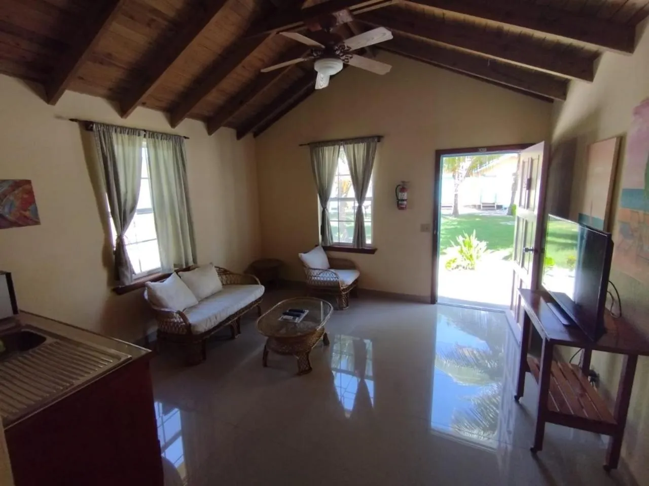 Living room in Royal Caribbean Resort