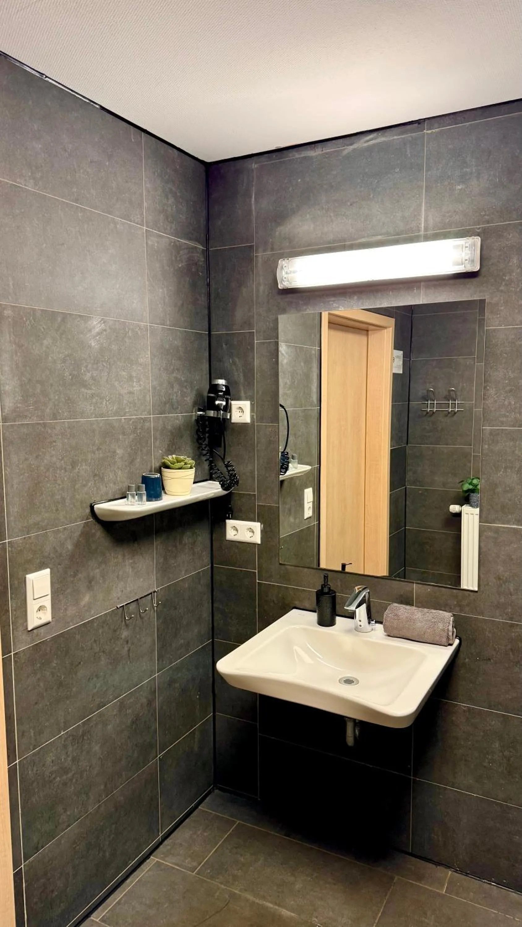 M-Hotel