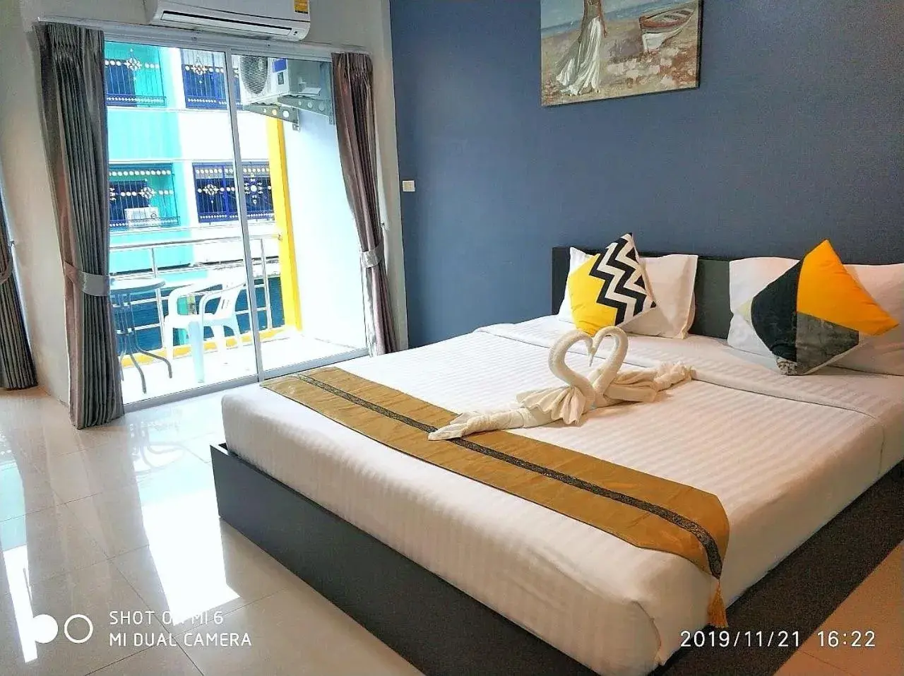 Balcony/Terrace, Bed in Supachai Inn Balcony/Terrace, Bed in Supachai Inn