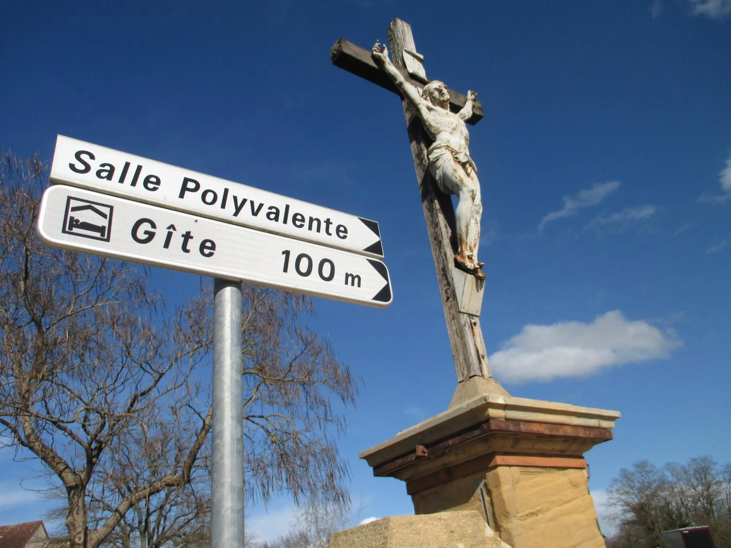 Property logo or sign in Le Baugyte - Gite de GROUPE - 14 lits simples