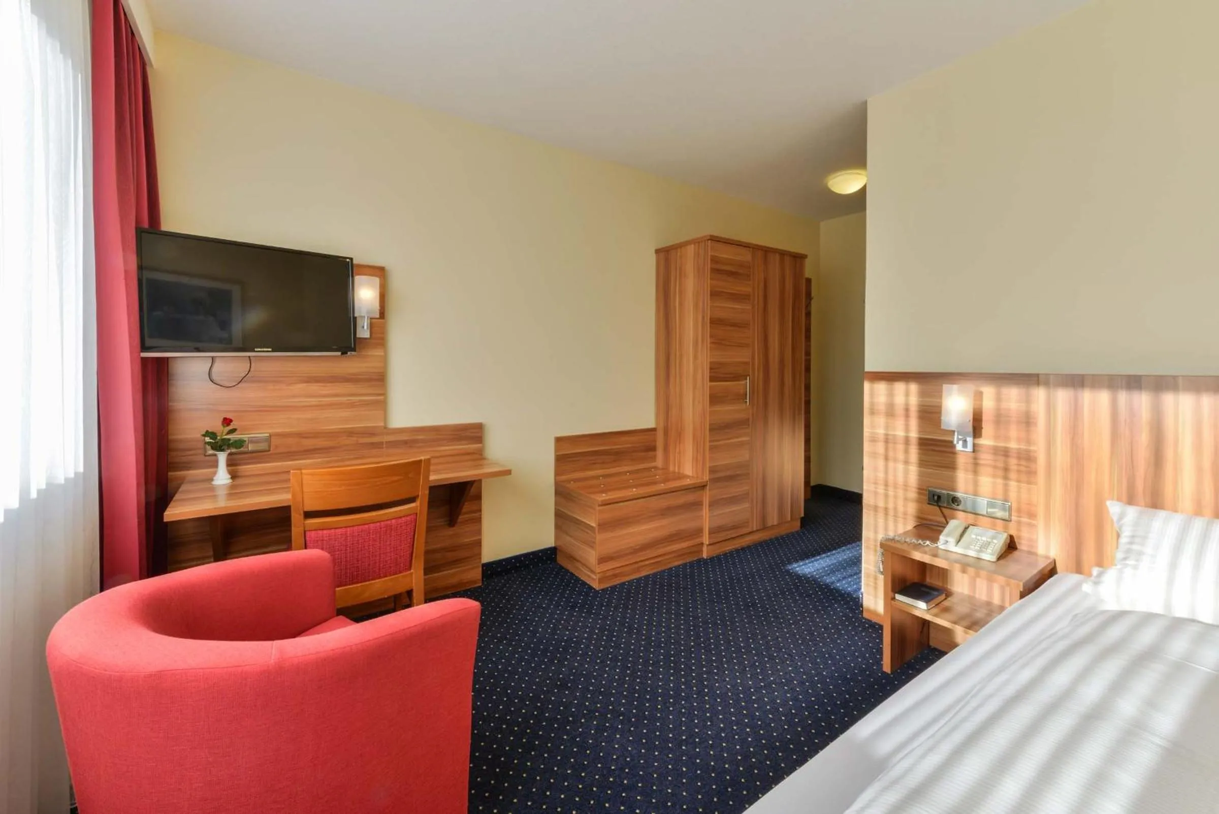Bed in Hotel-Gasthof Rotes Roß