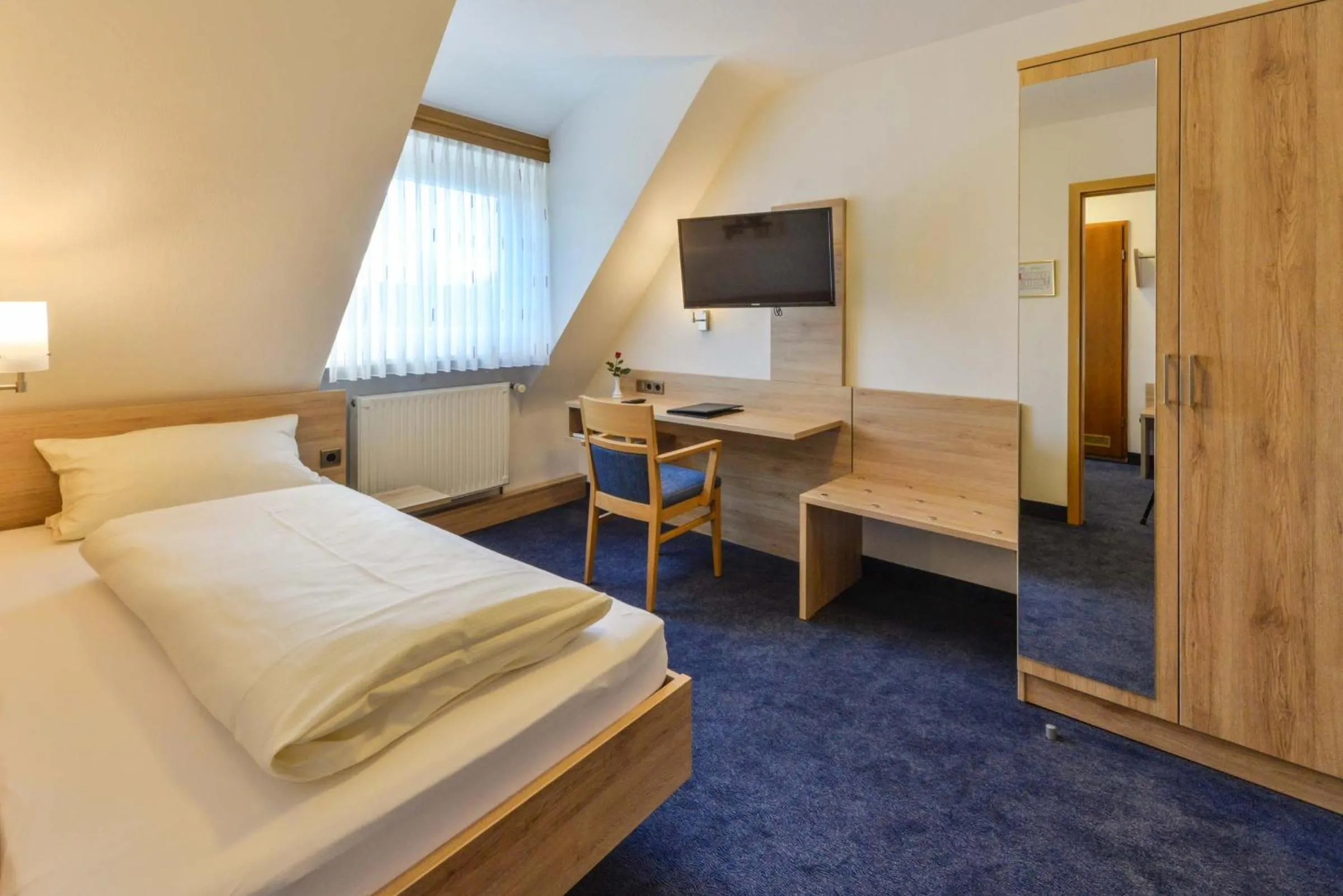 Bed in Hotel-Gasthof Rotes Roß