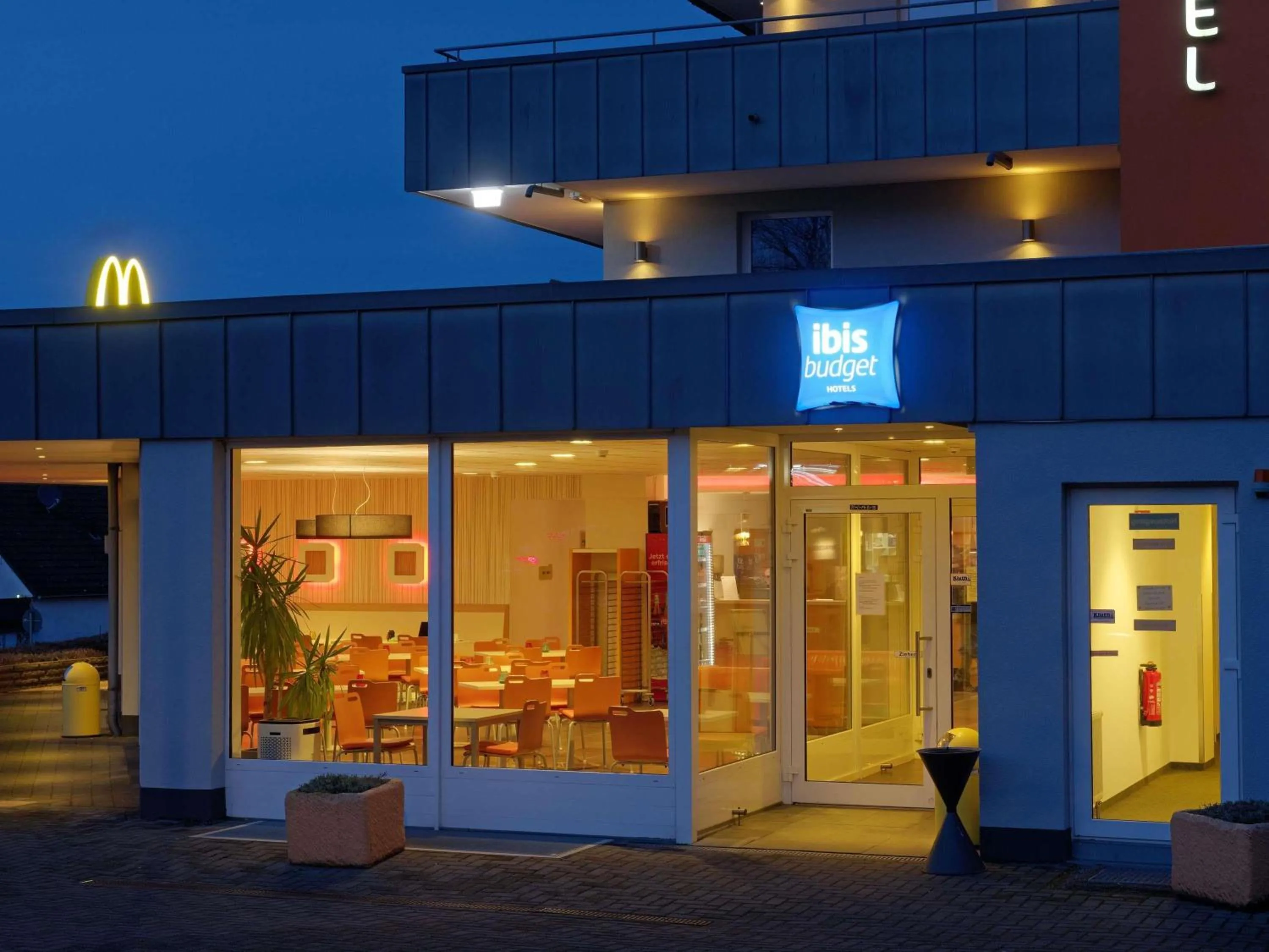Property building in ibis budget Hotel BONN SÜD Königswinter