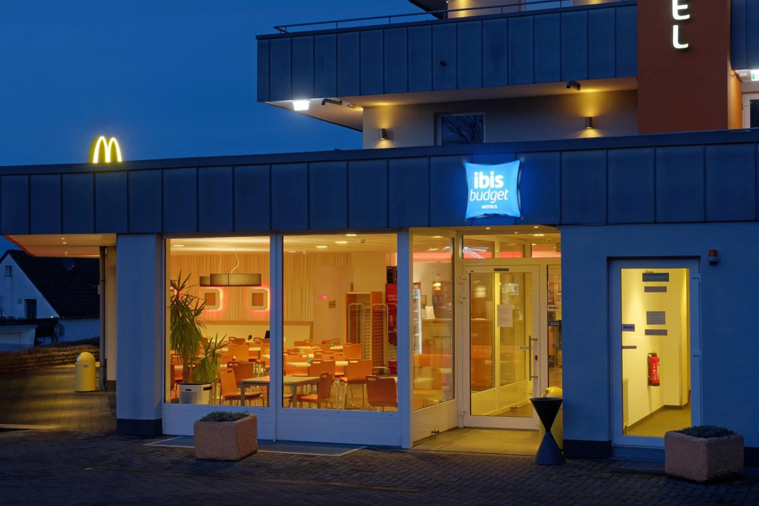Property building in ibis budget Hotel BONN SÜD Königswinter