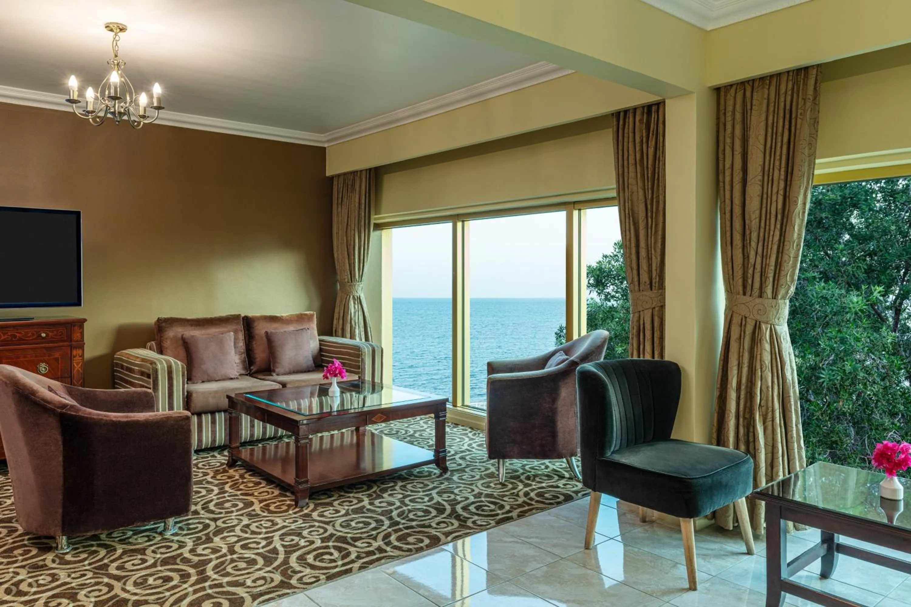 Lounge or bar in Sheraton Djibouti