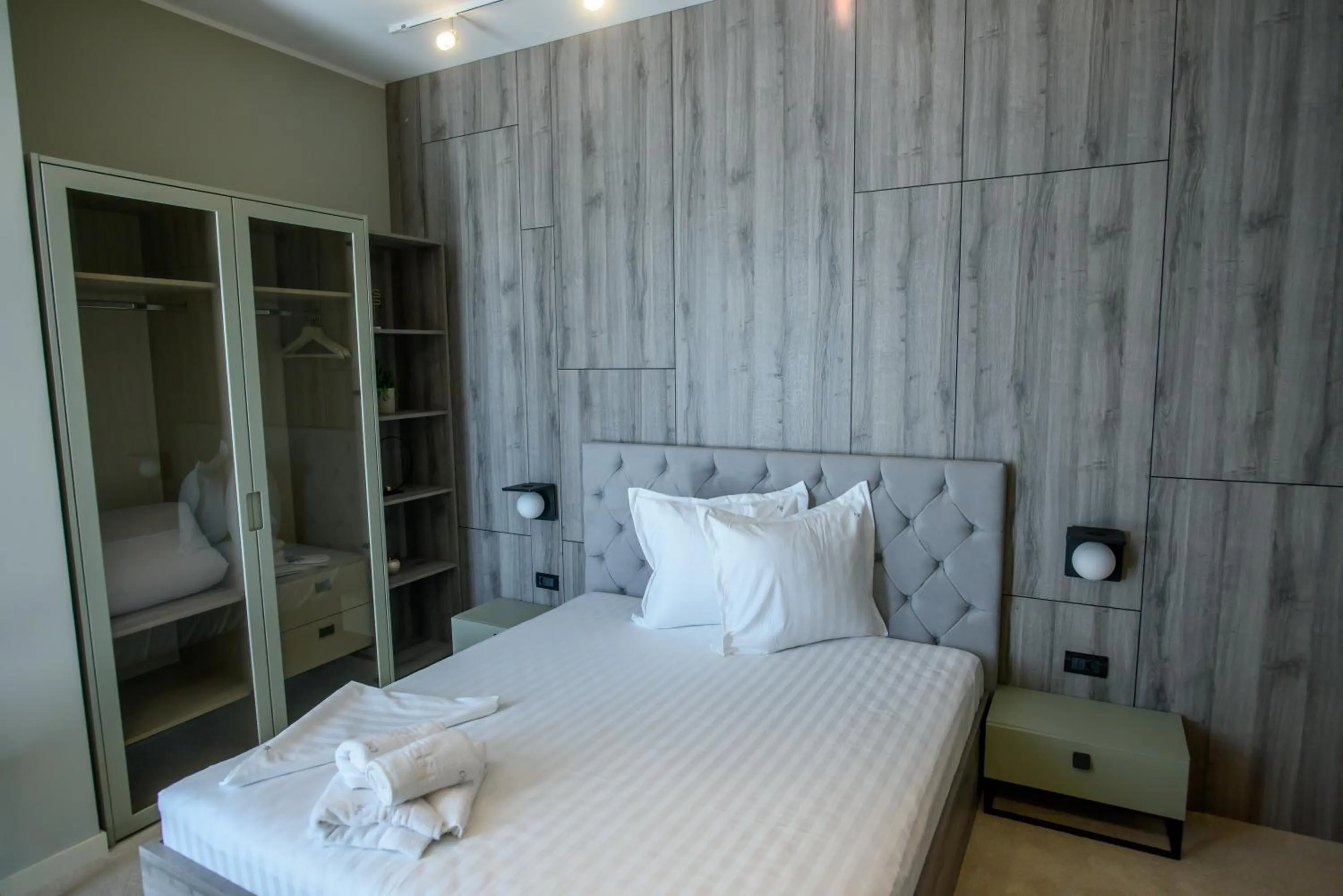 Bed in Oreo Apart Hotel