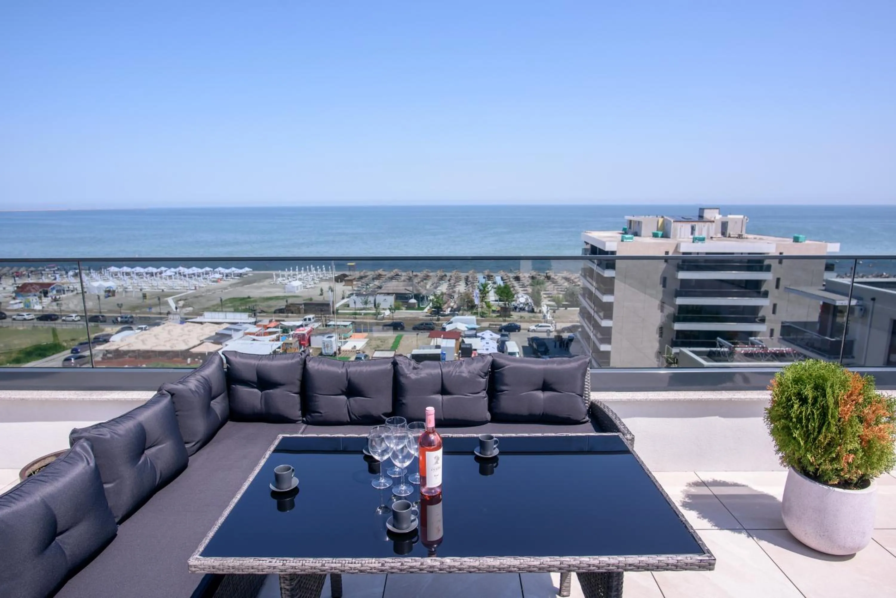 Sea view in Oreo Apart Hotel