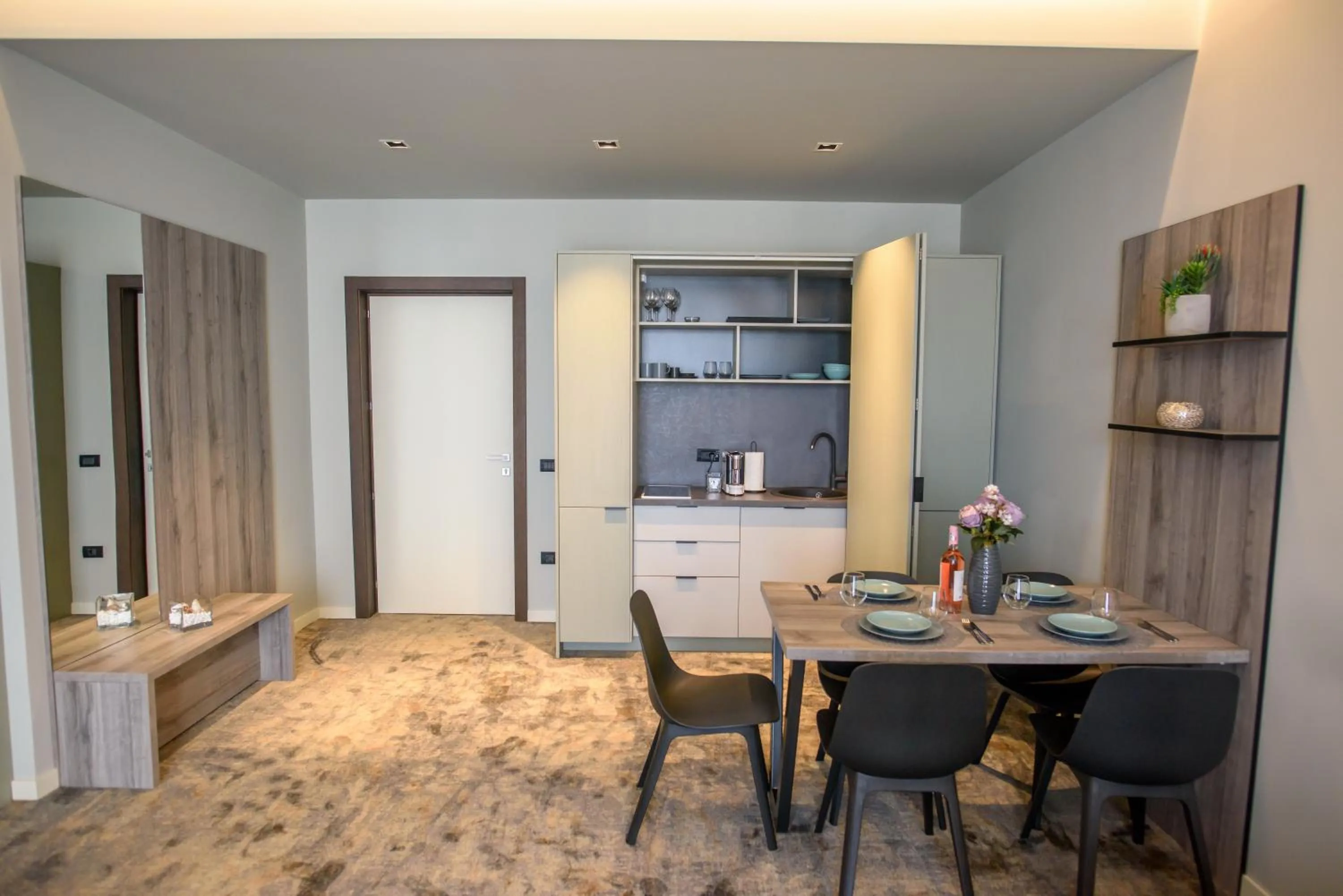 Kitchen or kitchenette in Oreo Apart Hotel