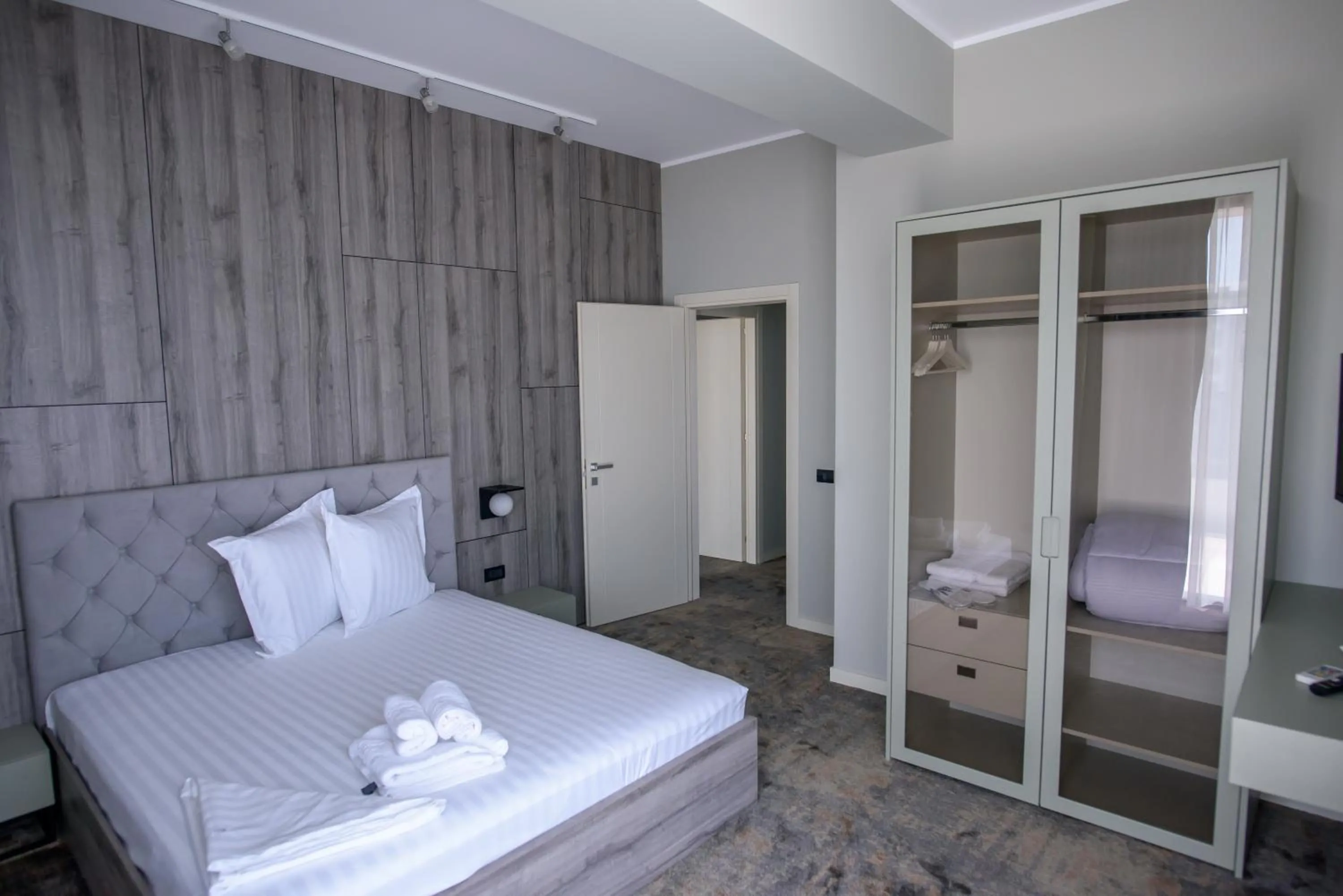 Bed in Oreo Apart Hotel