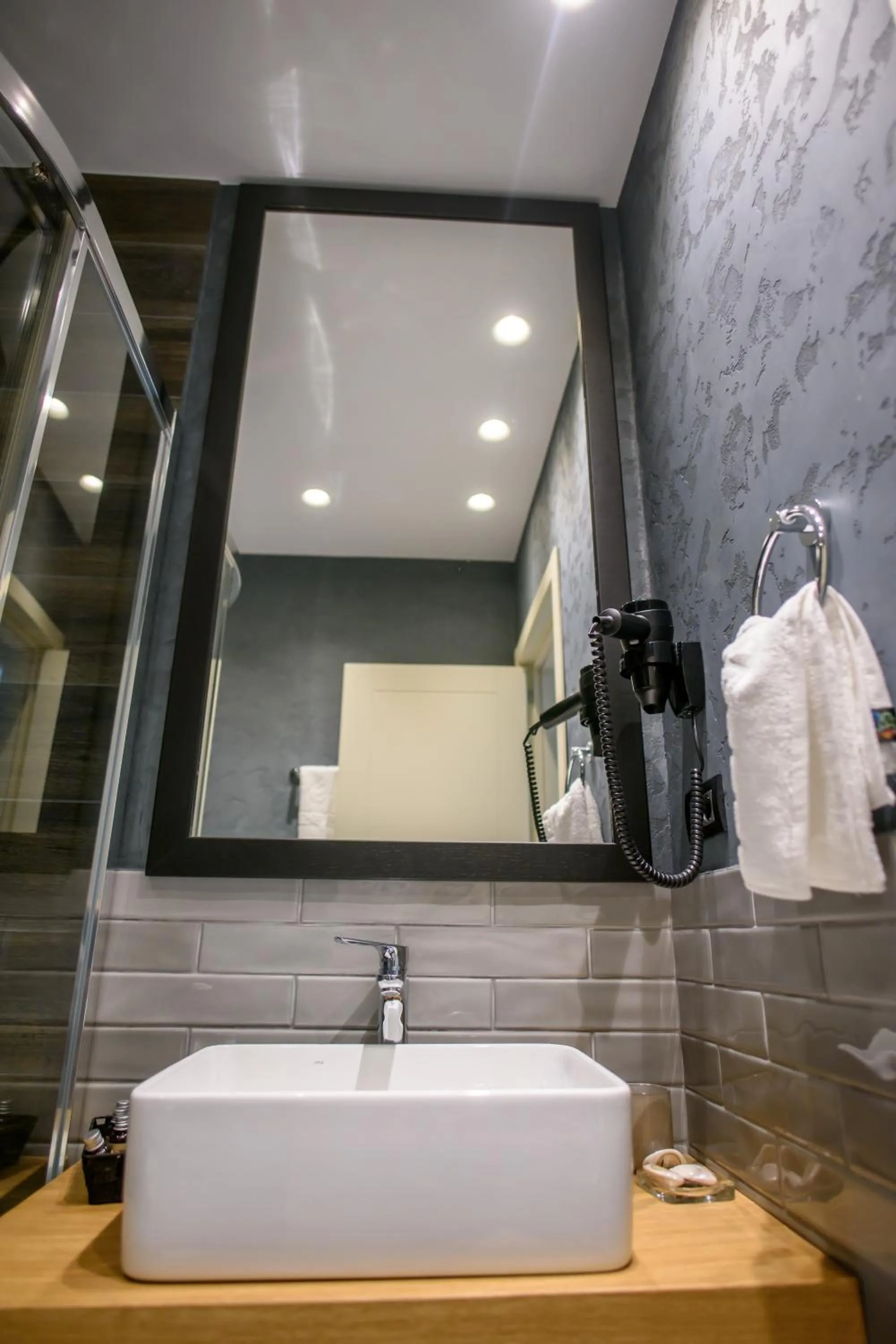 Bathroom in Oreo Apart Hotel
