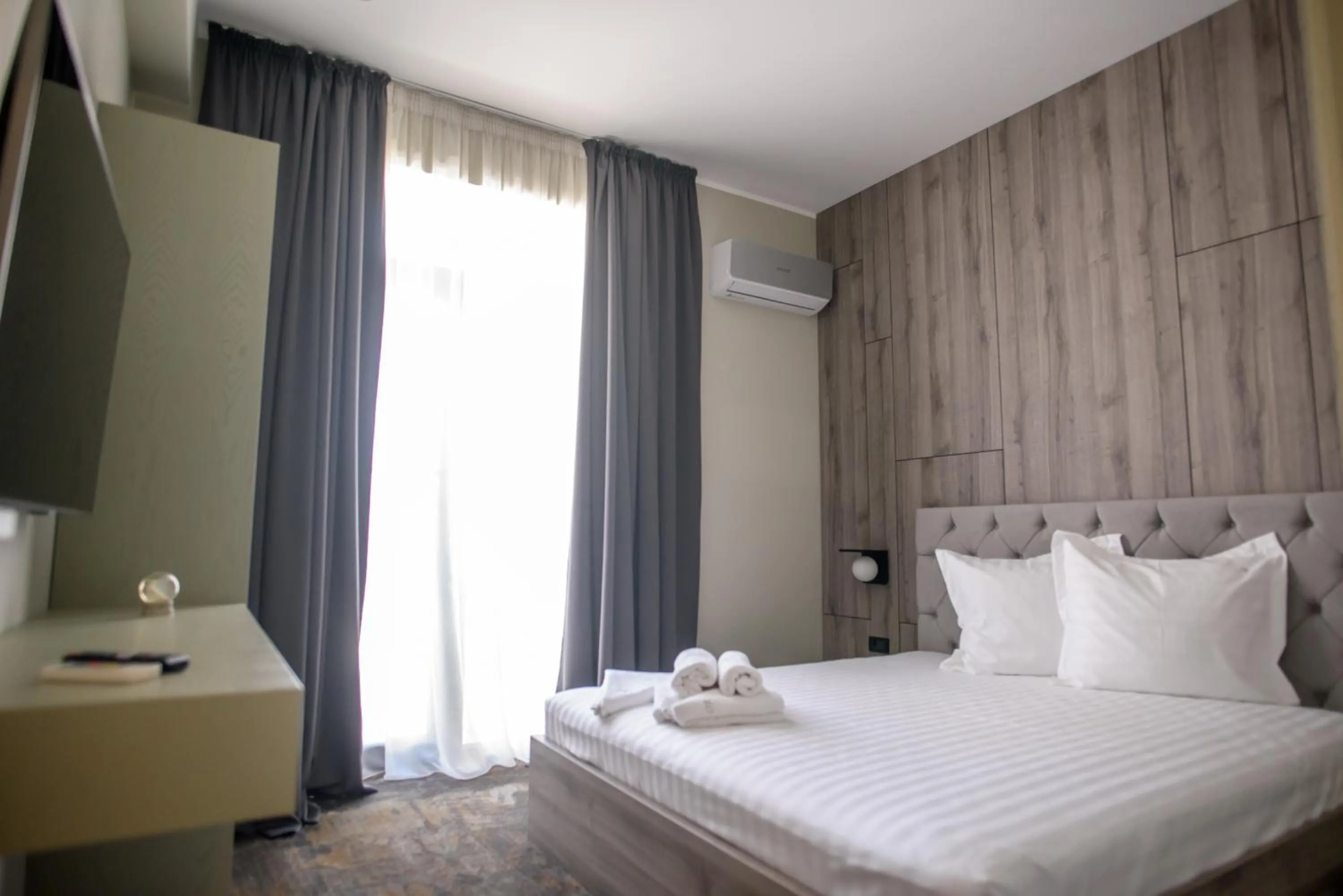 Bed in Oreo Apart Hotel