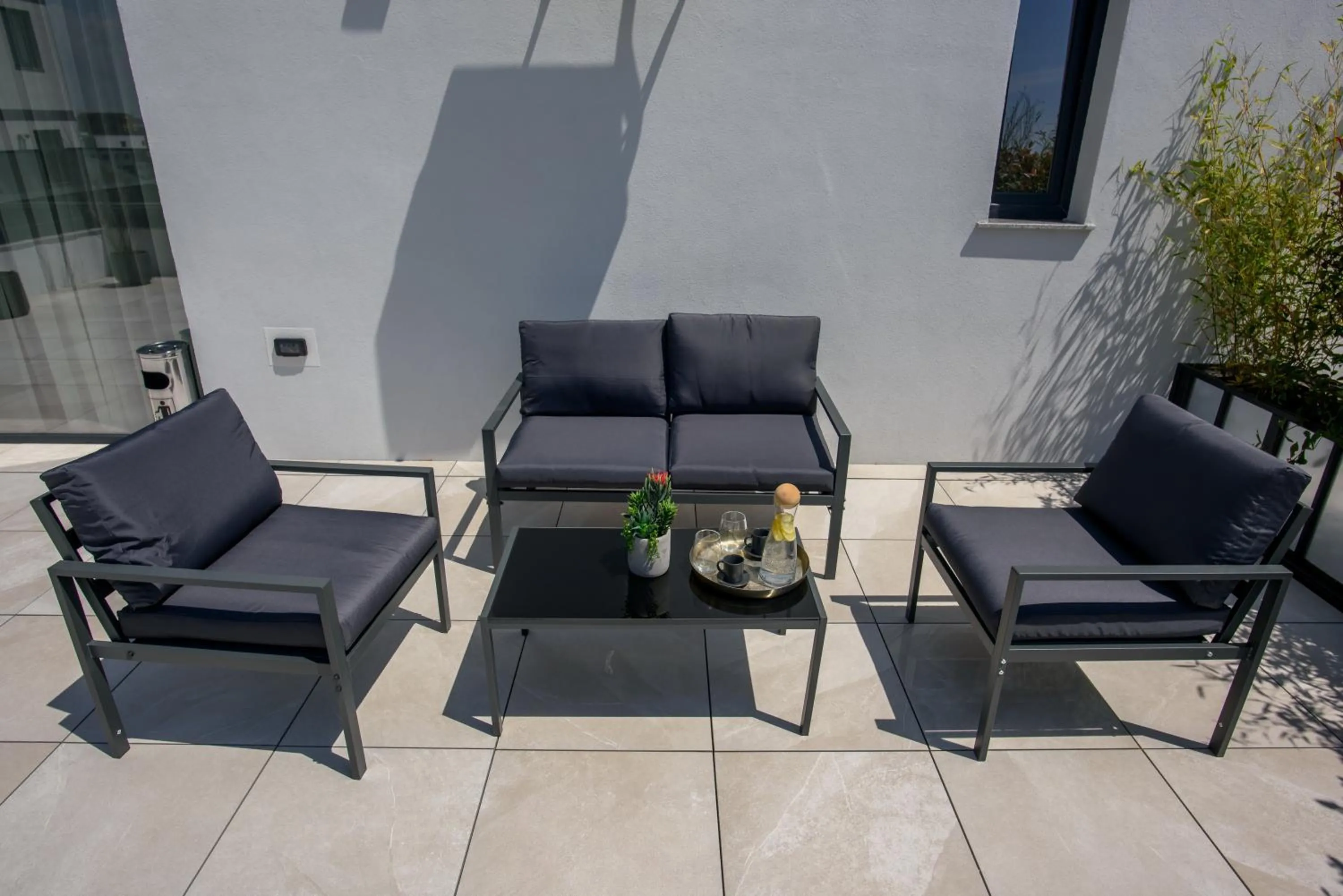 Seating area in Oreo Apart Hotel