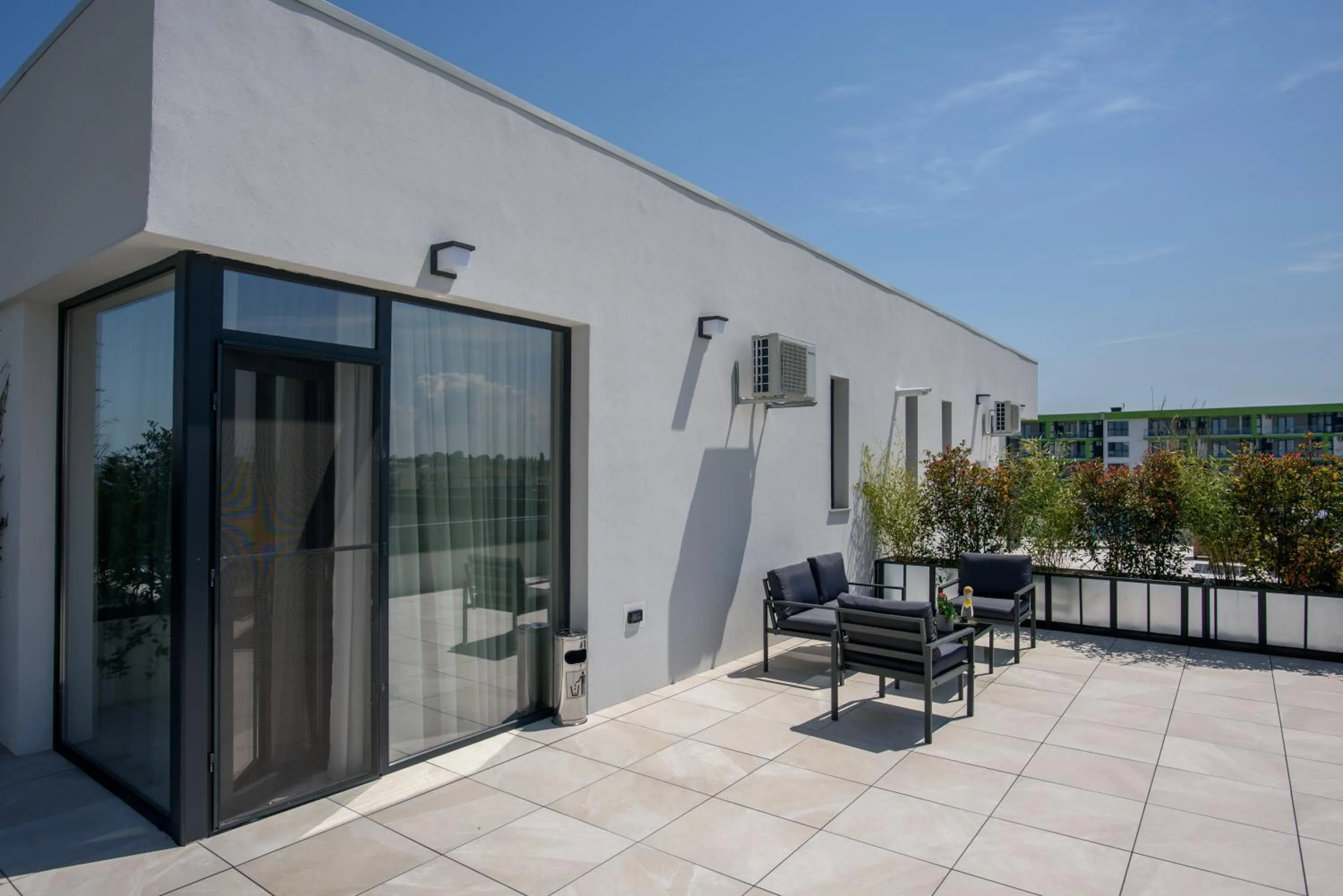Balcony/Terrace in Oreo Apart Hotel