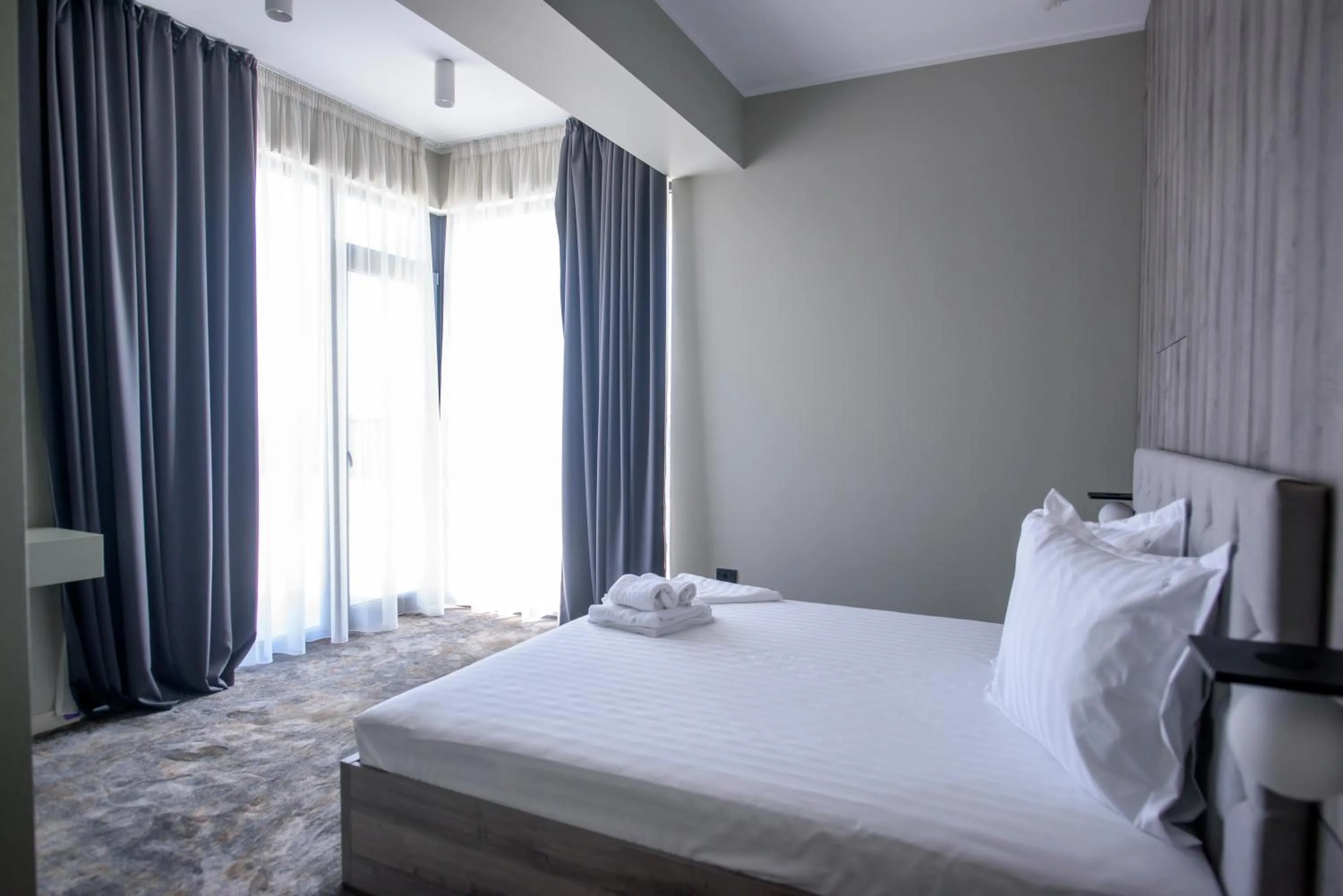 Bed in Oreo Apart Hotel