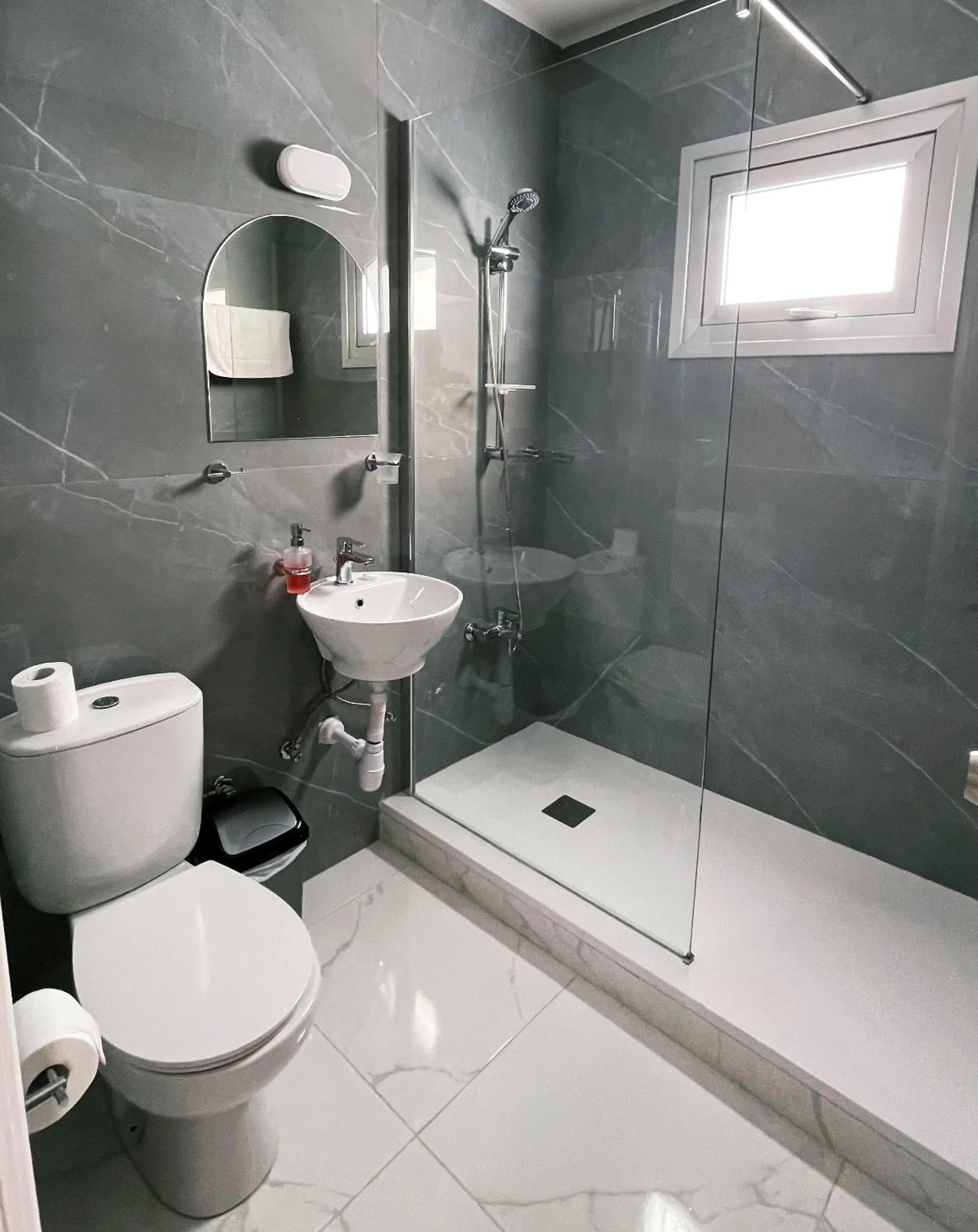 Bathroom in Fotoxenia Luxury Apts