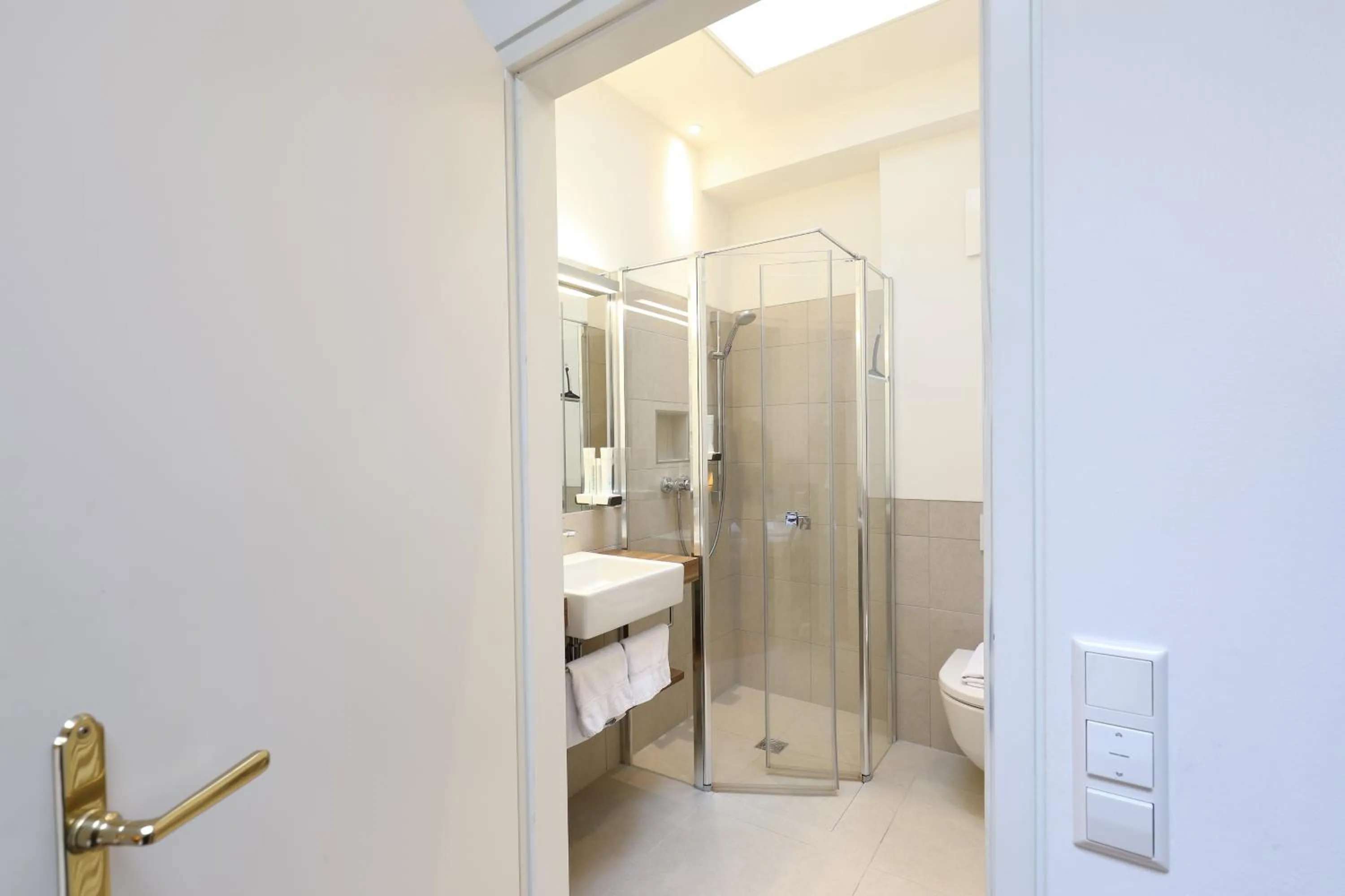 Bathroom in Das Jedermann Boutiquehotel mit Stadtgarten