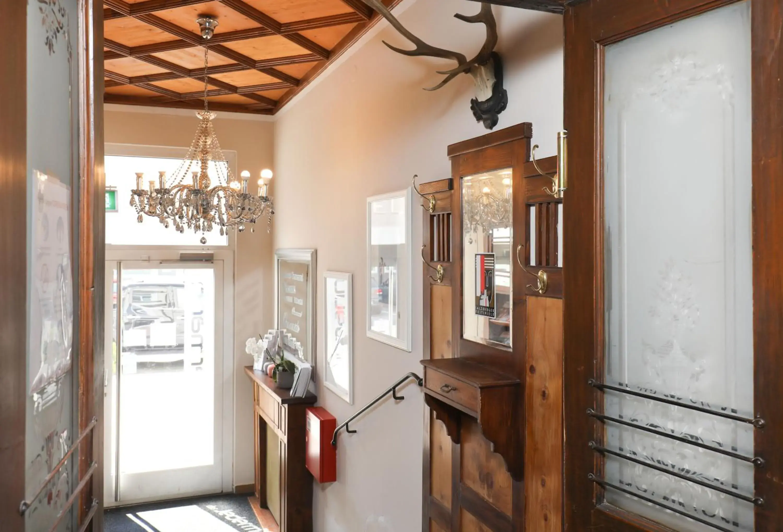 Facade/entrance in Das Jedermann Boutiquehotel mit Stadtgarten Facade/entrance in Das Jedermann Boutiquehotel mit Stadtgarten