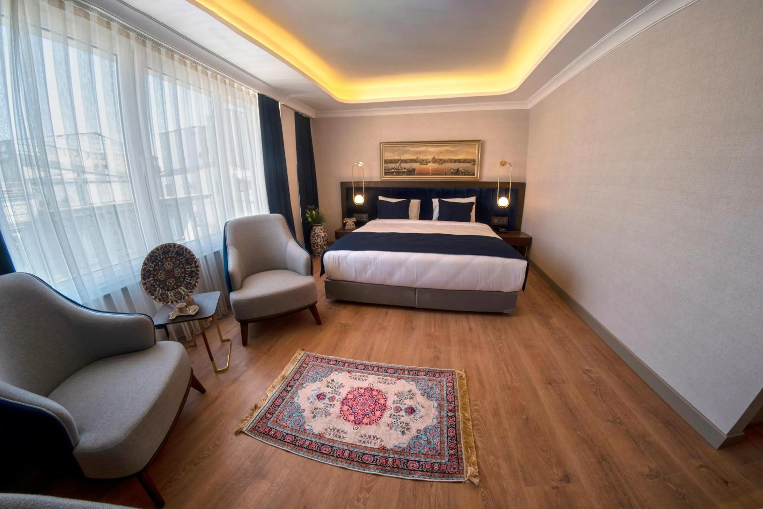 Photo of the whole room, Bed in Nevi Hotel & Suites Istanbul Taksim