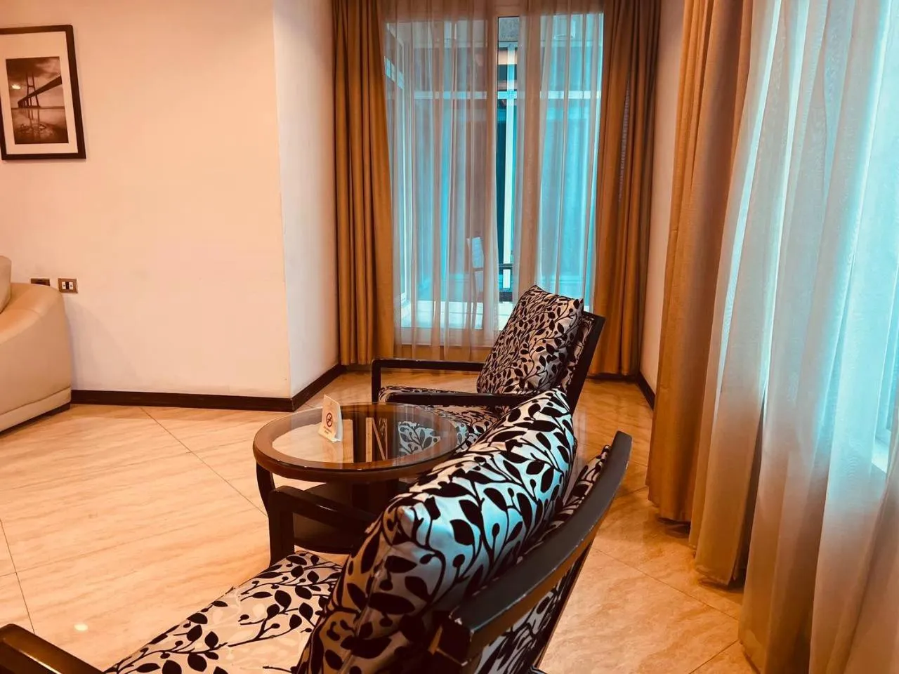 Seating area in Inter Luxury Hotel