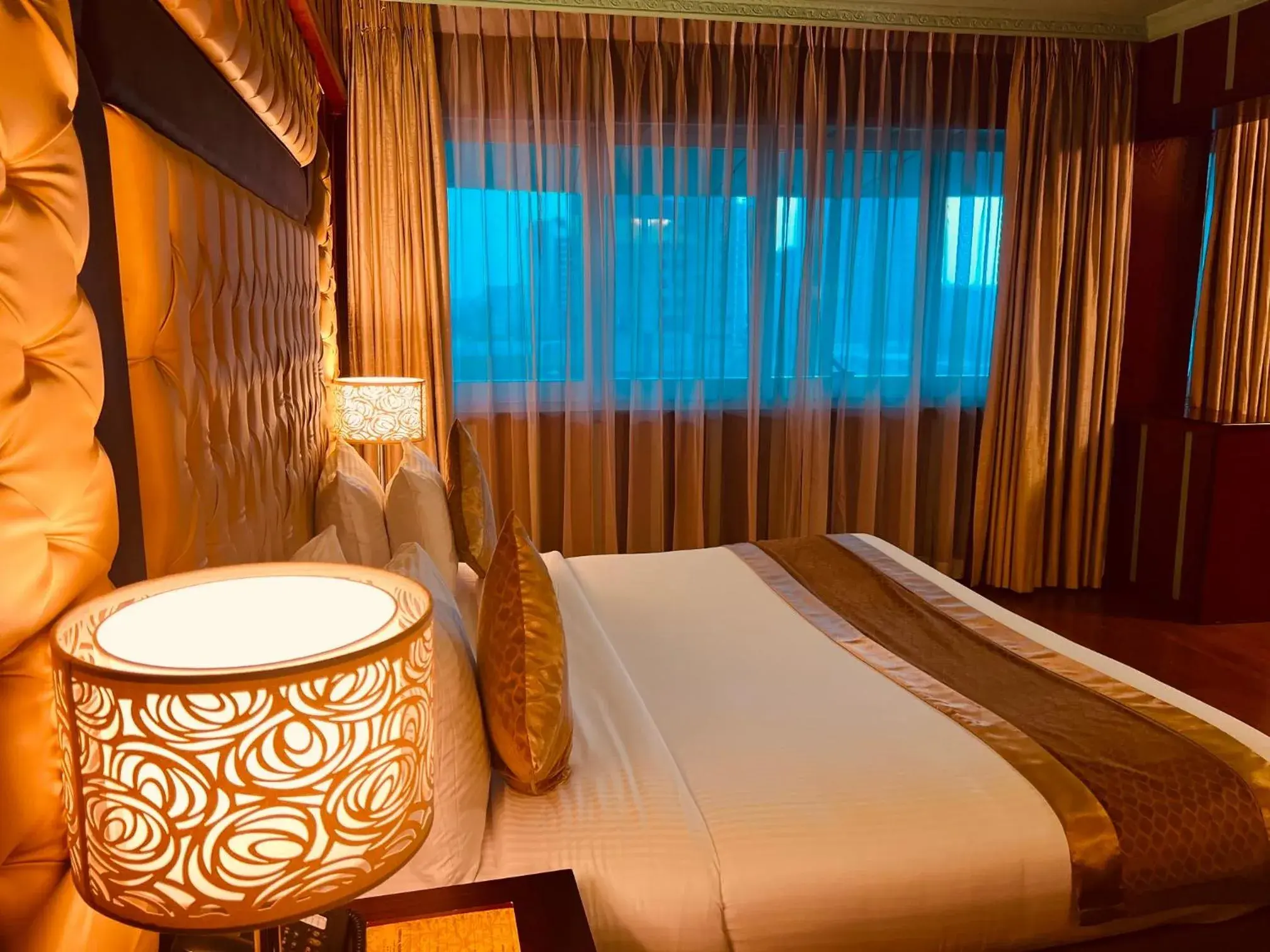 Executive Suite in Inter Luxury Hotel Executive Suite in Inter Luxury Hotel