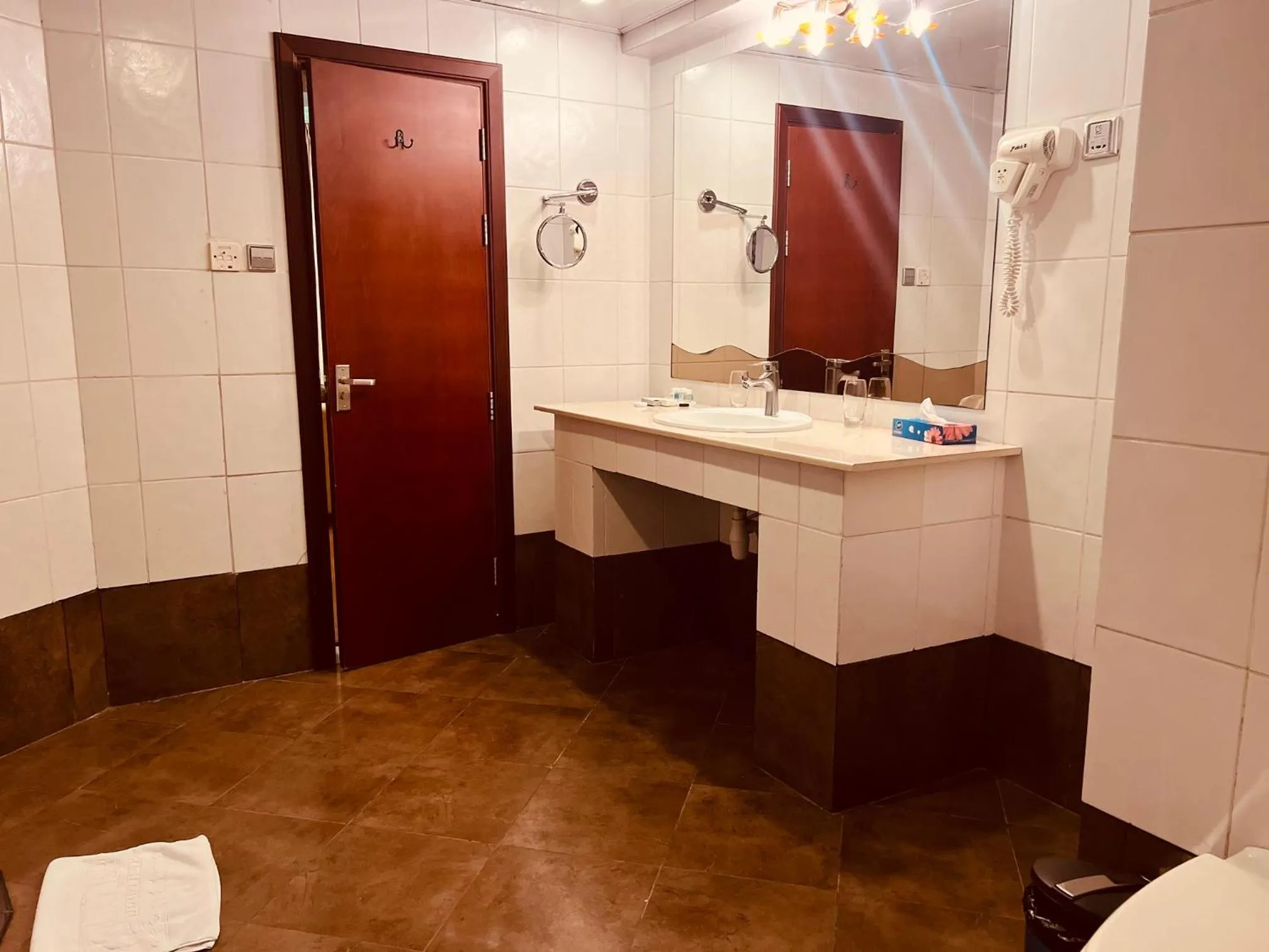 Bathroom in Inter Luxury Hotel