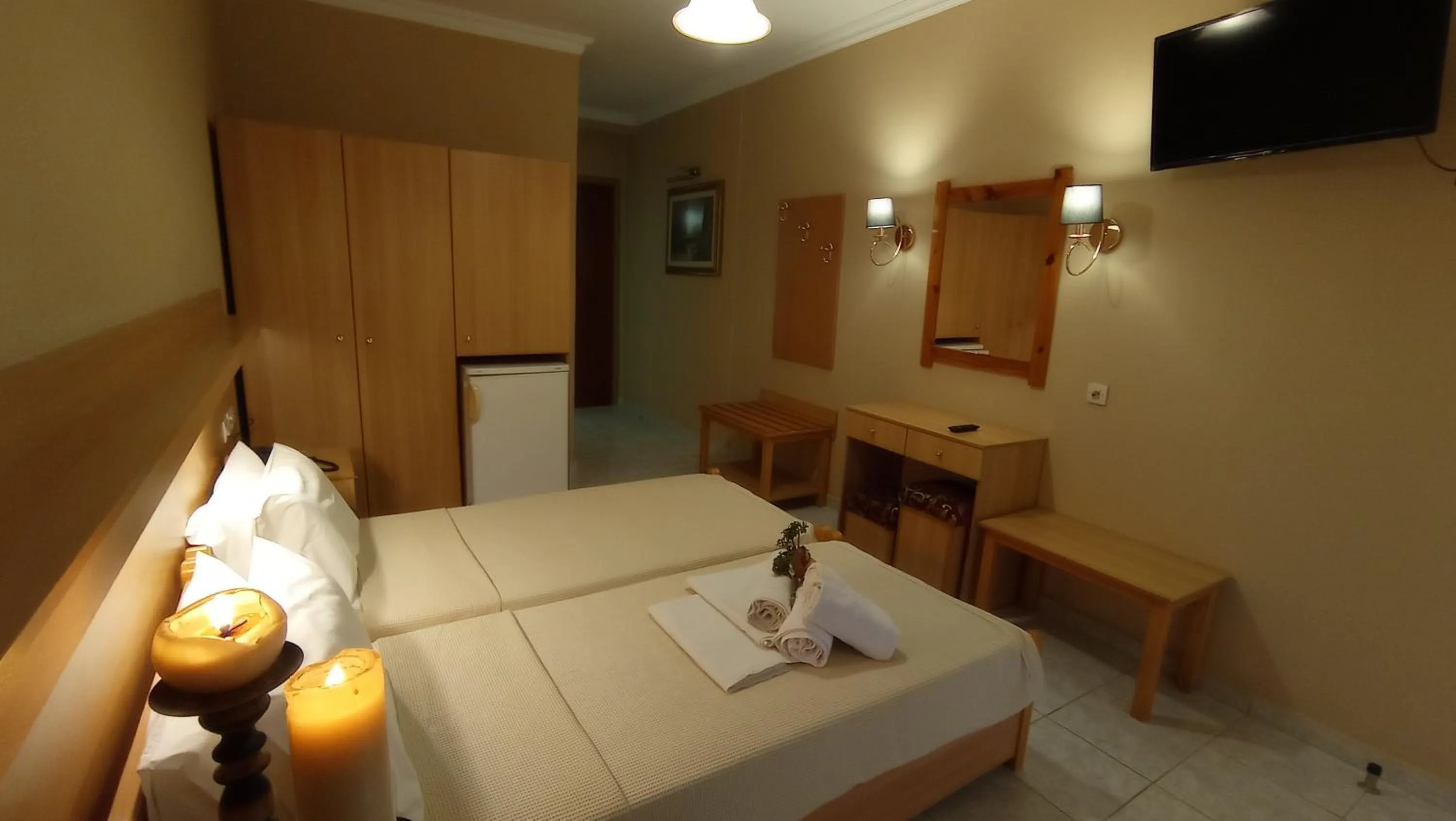 Photo of the whole room, Bed in THEMIS BEACH