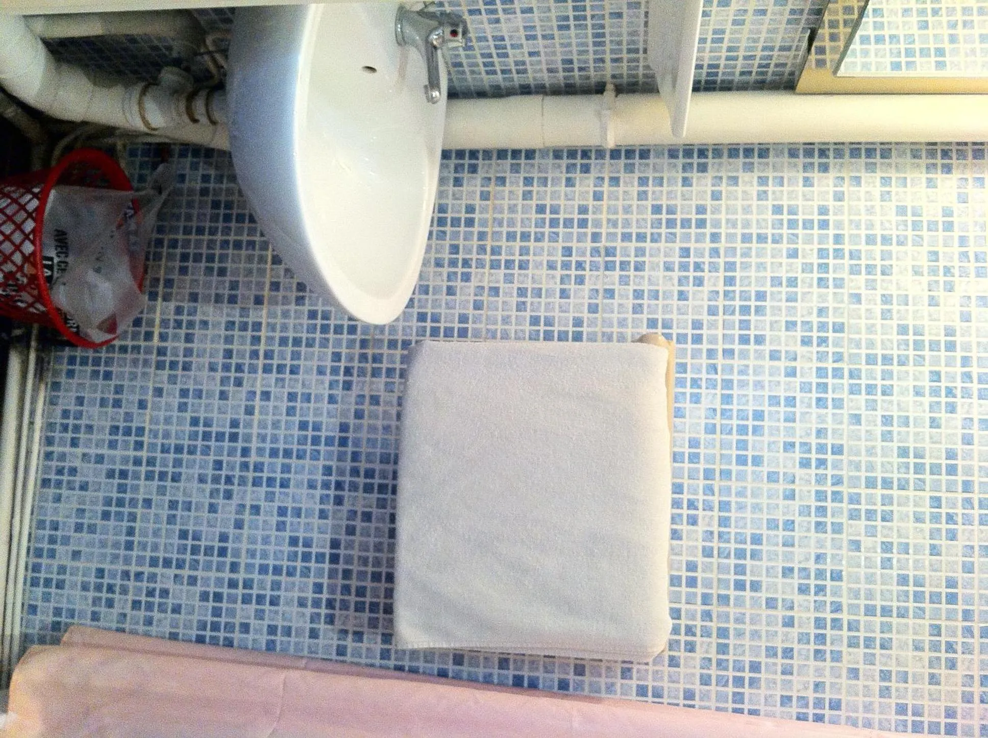 Bathroom in Hotel Des Arts