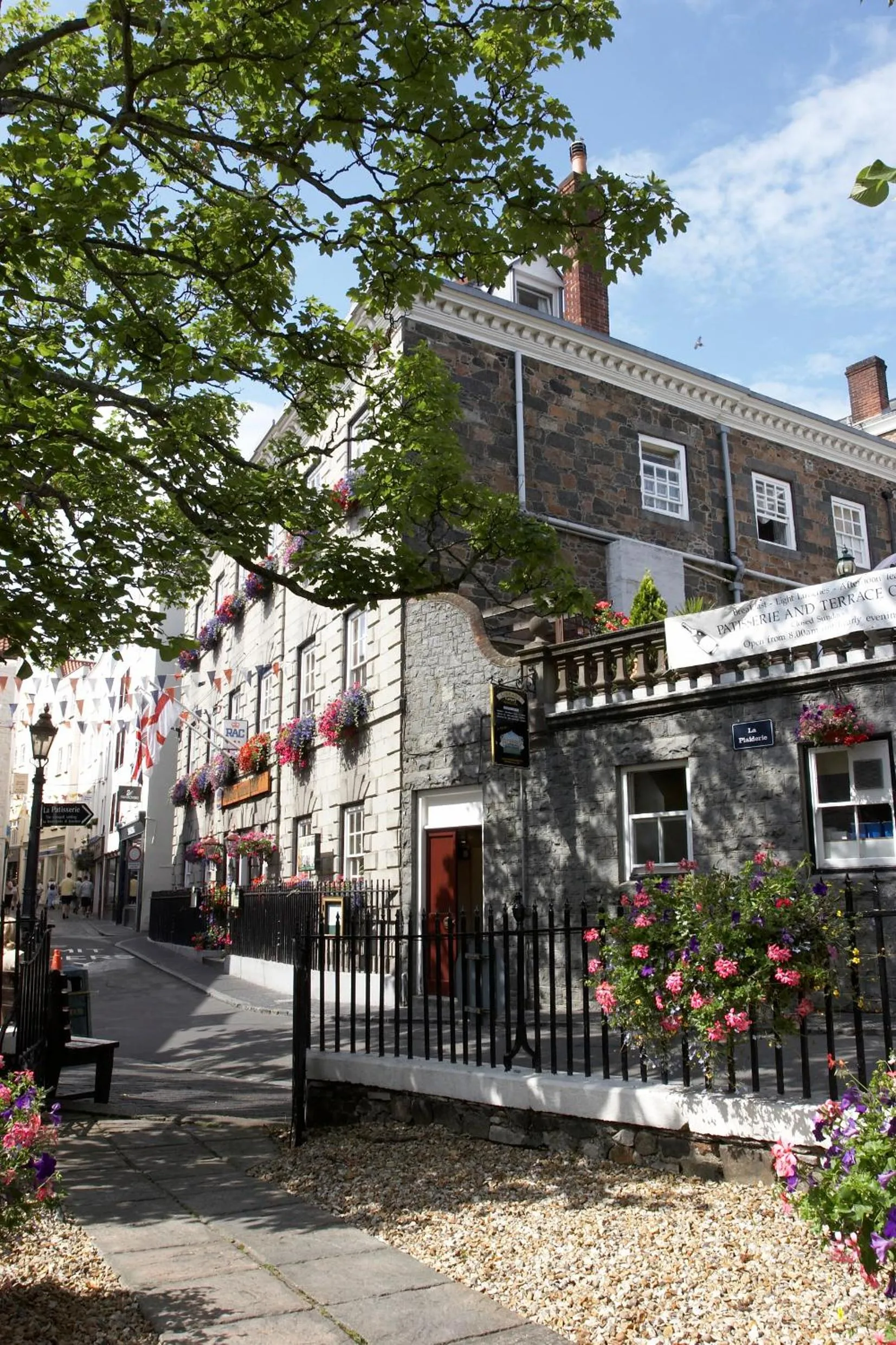 Facade/entrance in Best Western Moores Central Hotel