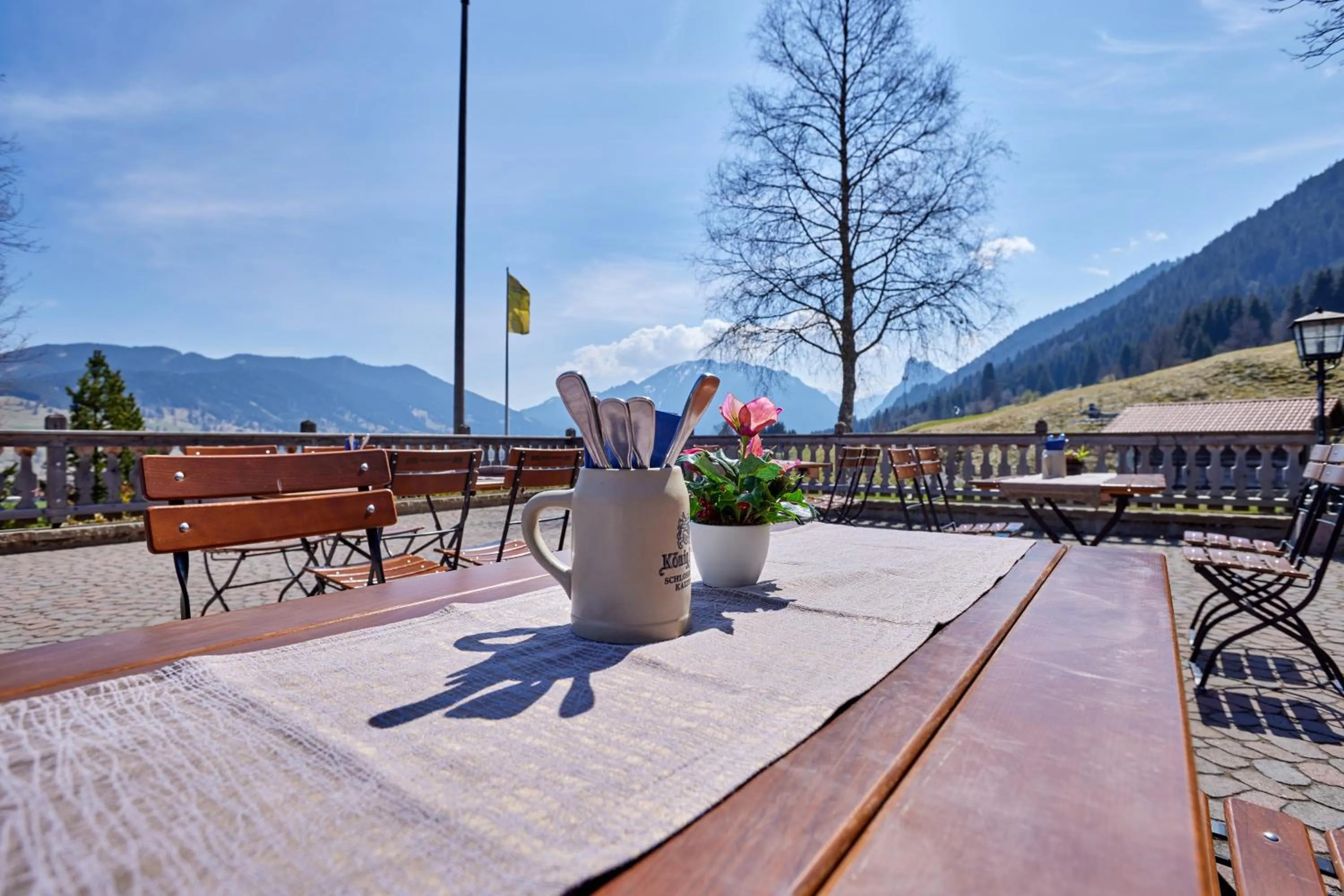 Restaurant/places to eat in Appartements Gasthof Schleifmühle Unterammergau