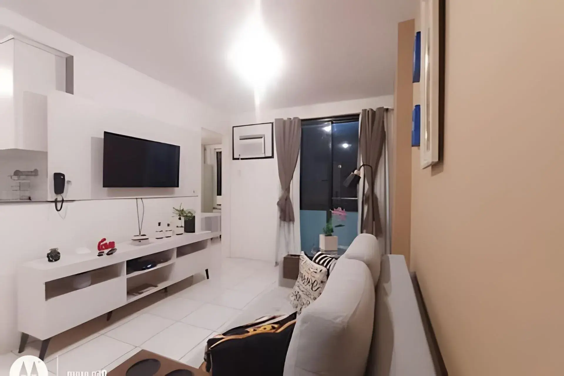 Flat com Piscina, Sauna e Estacionamento Flat com Piscina, Sauna e Estacionamento
