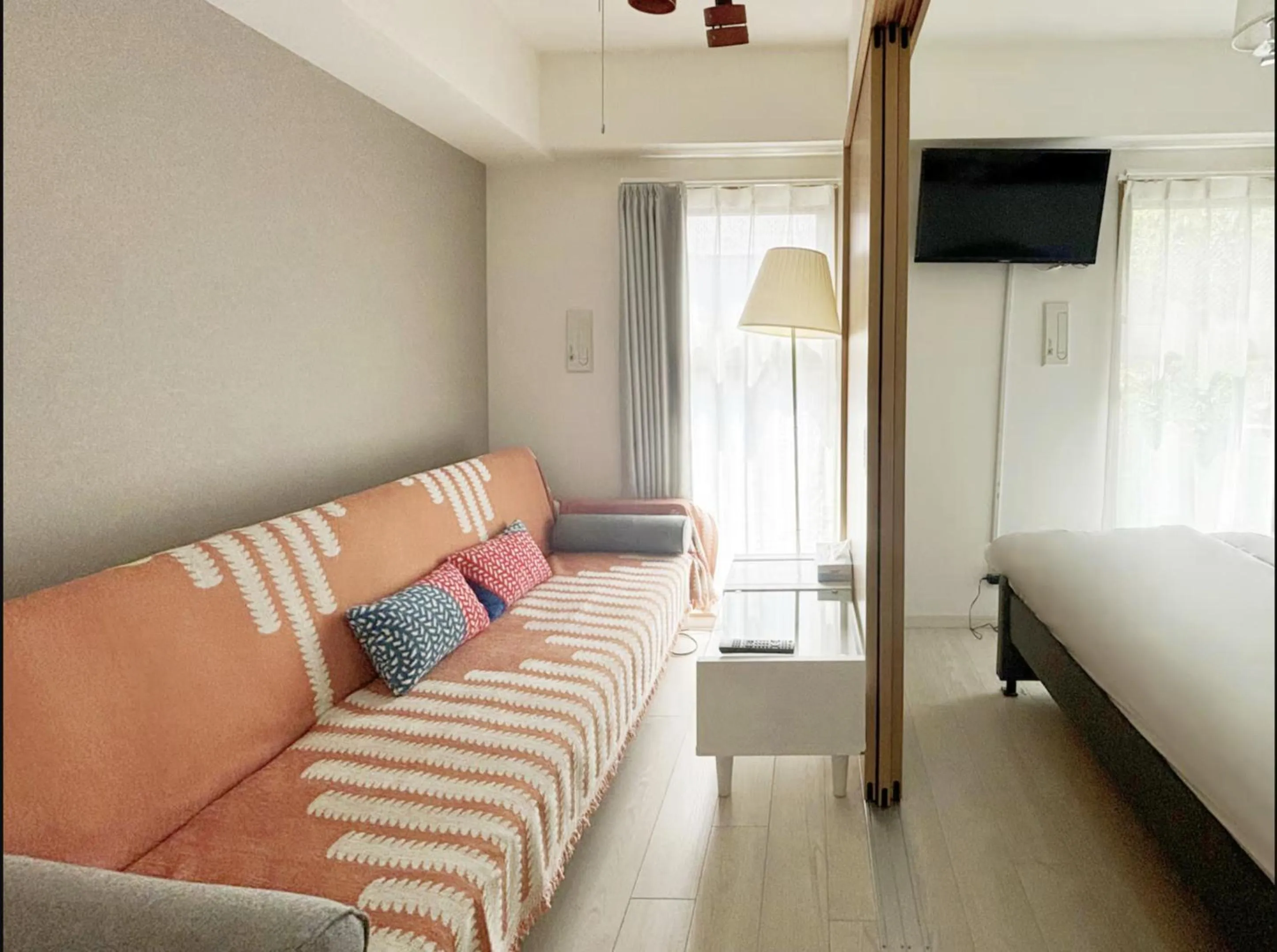 Bed in OSAKA SUNSHlNE TOWER23