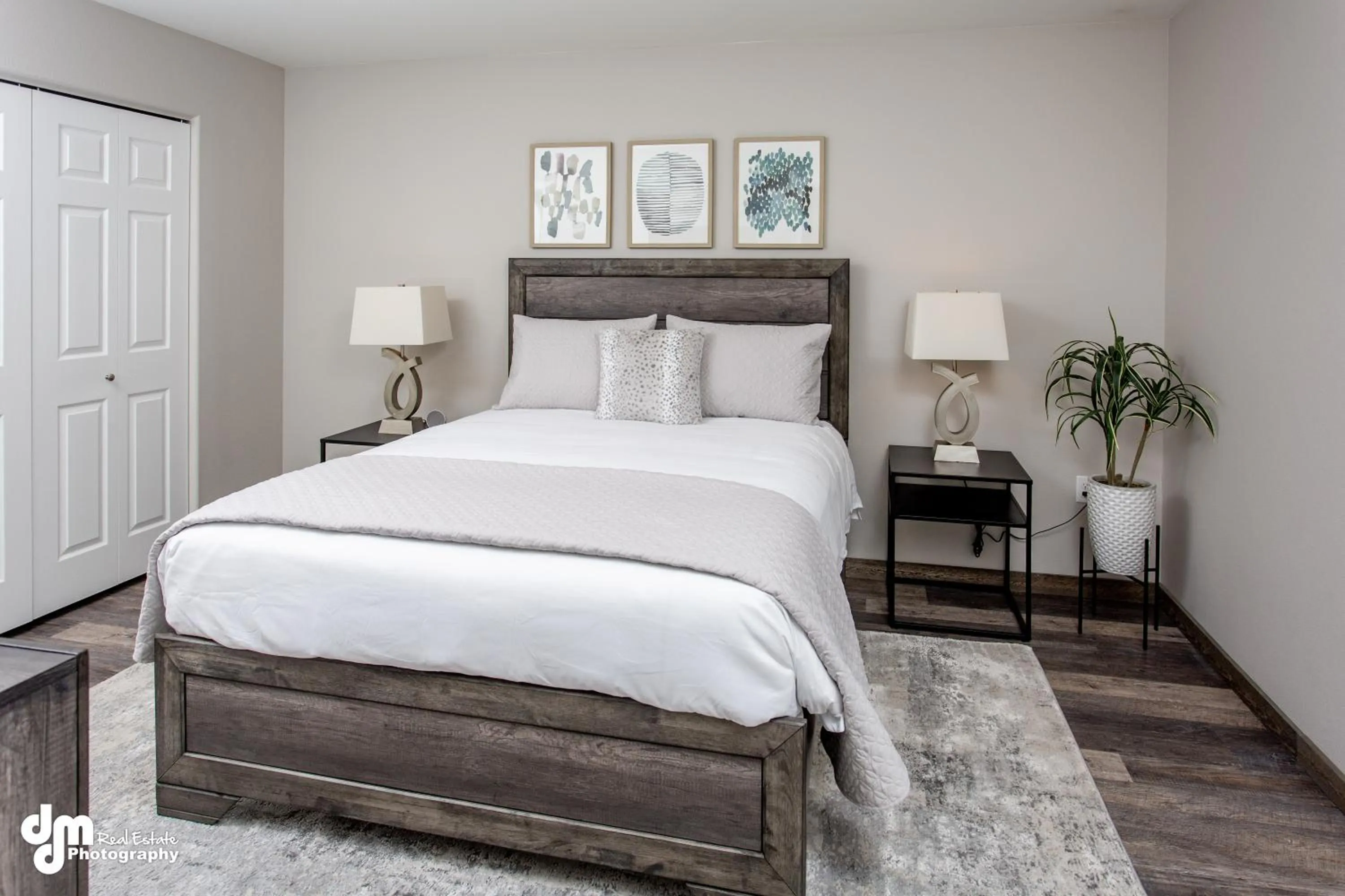 Bed in Susitna Suites