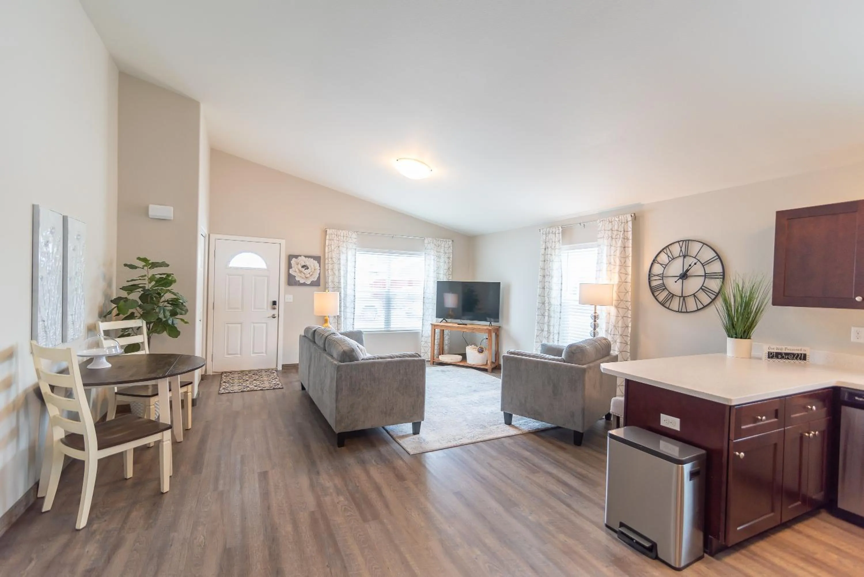 Living room in Susitna Suites