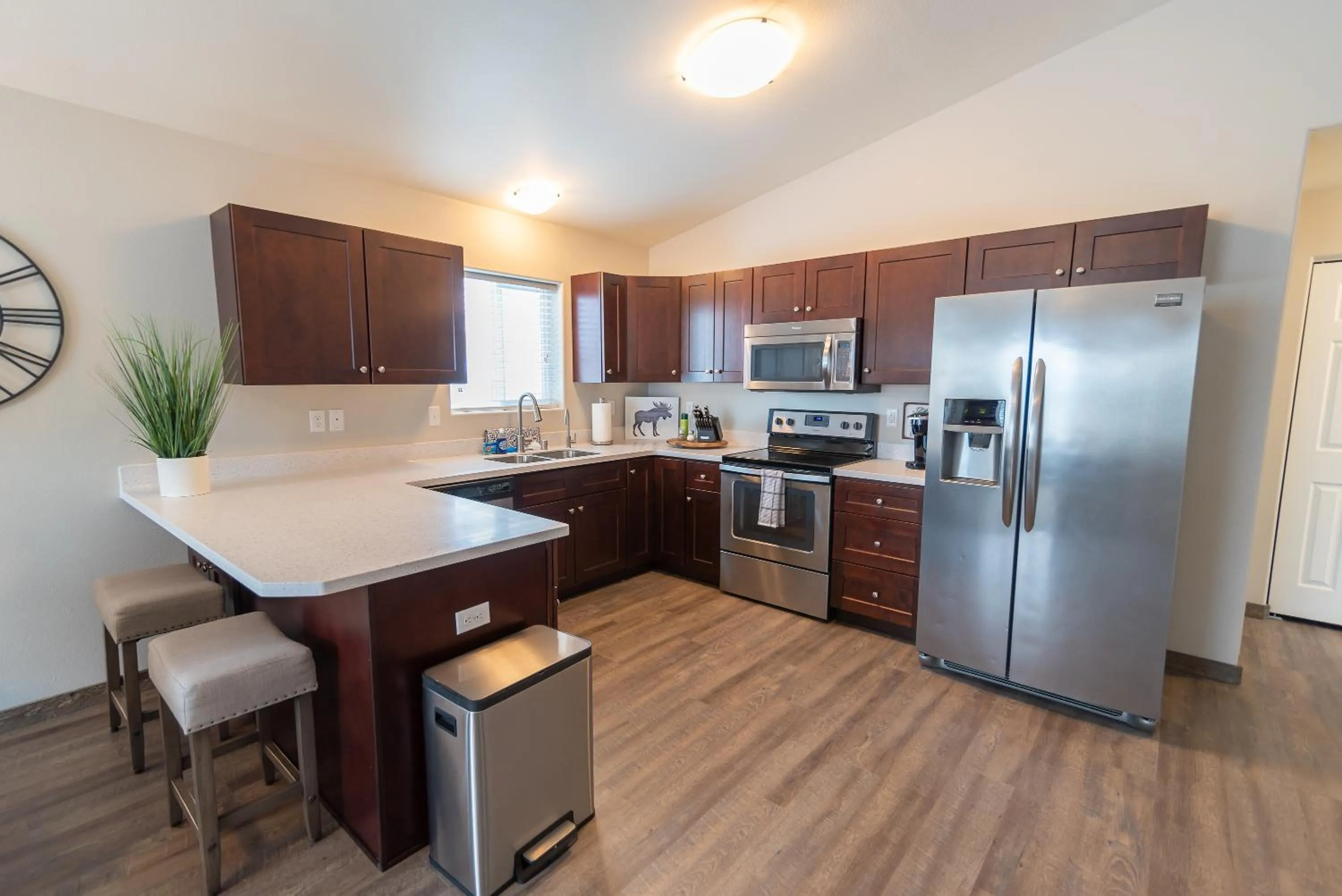 Kitchen or kitchenette in Susitna Suites