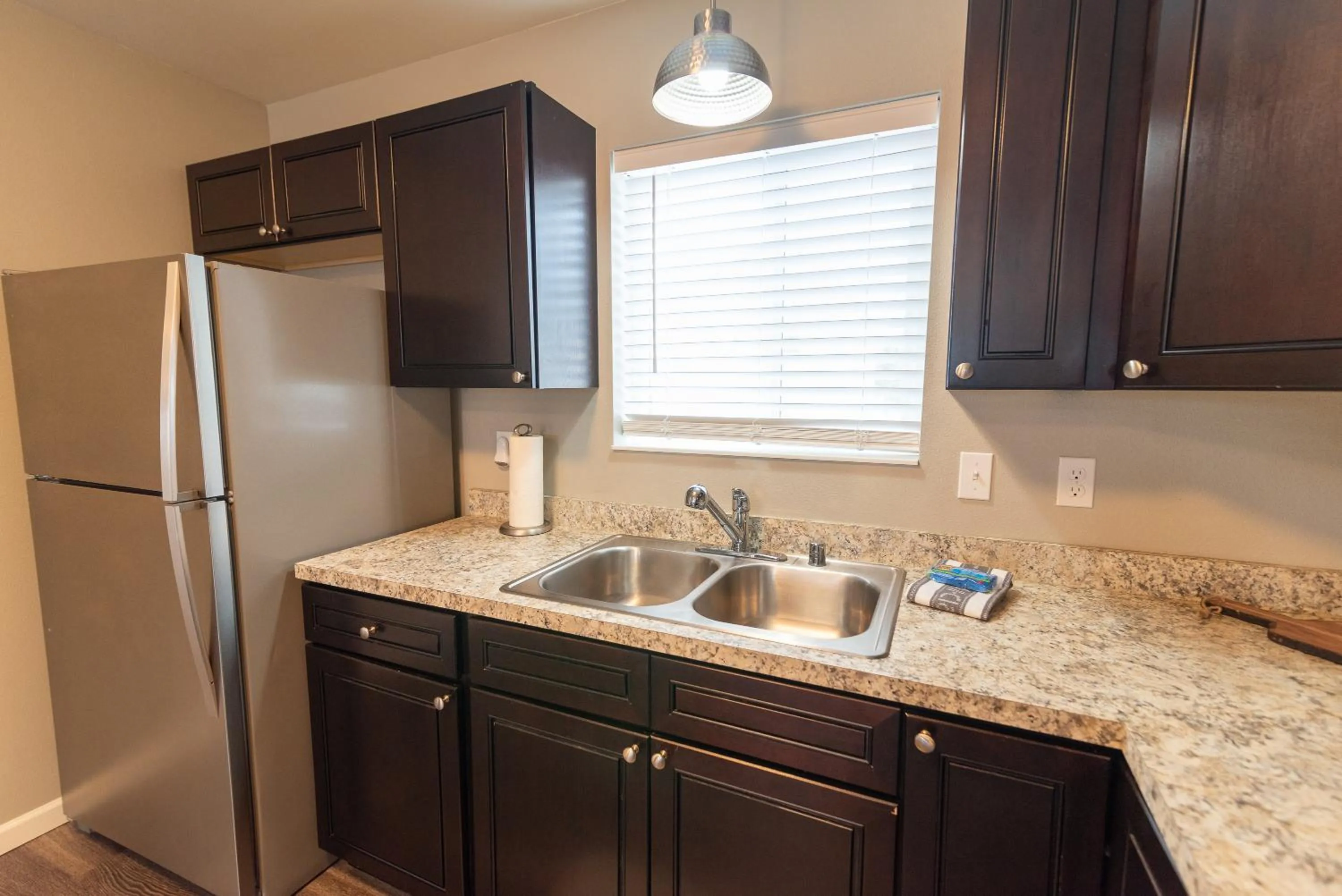 Kitchen or kitchenette in Susitna Suites