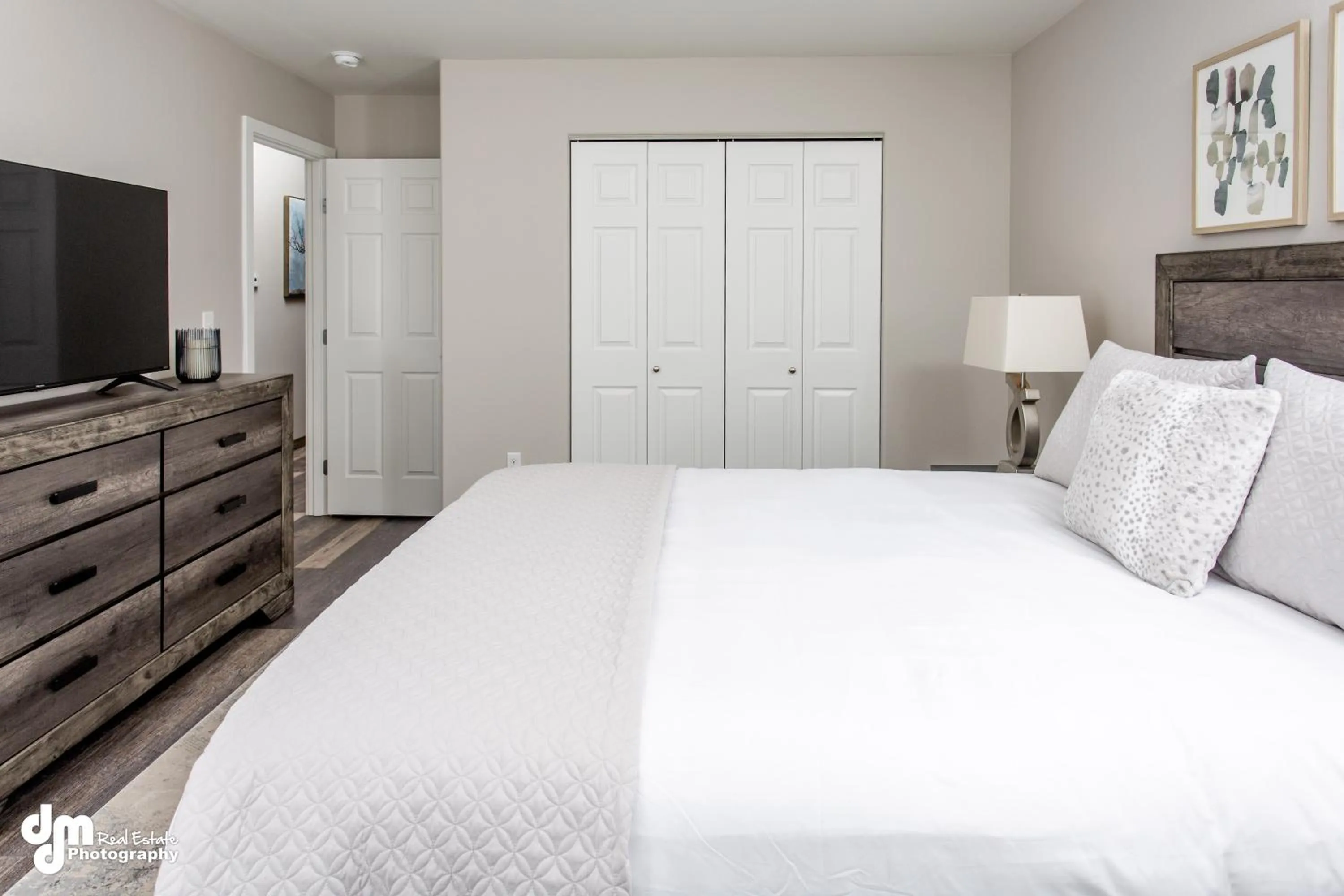 Bed in Susitna Suites