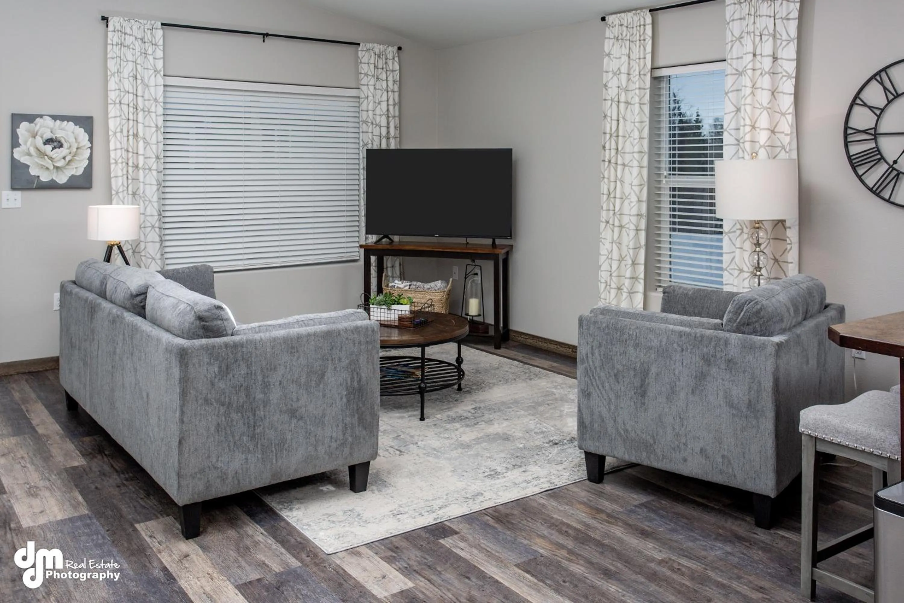 TV and multimedia in Susitna Suites