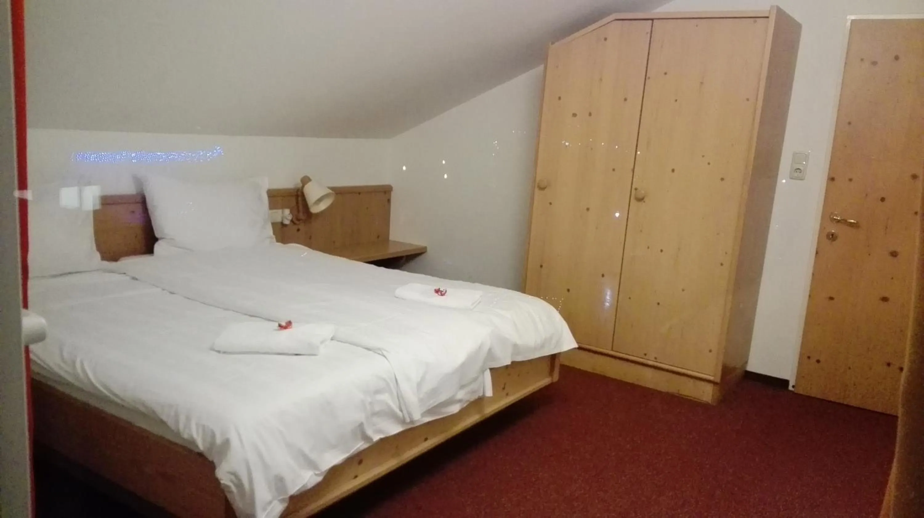 Bed in Apartment House Seerose self check-in