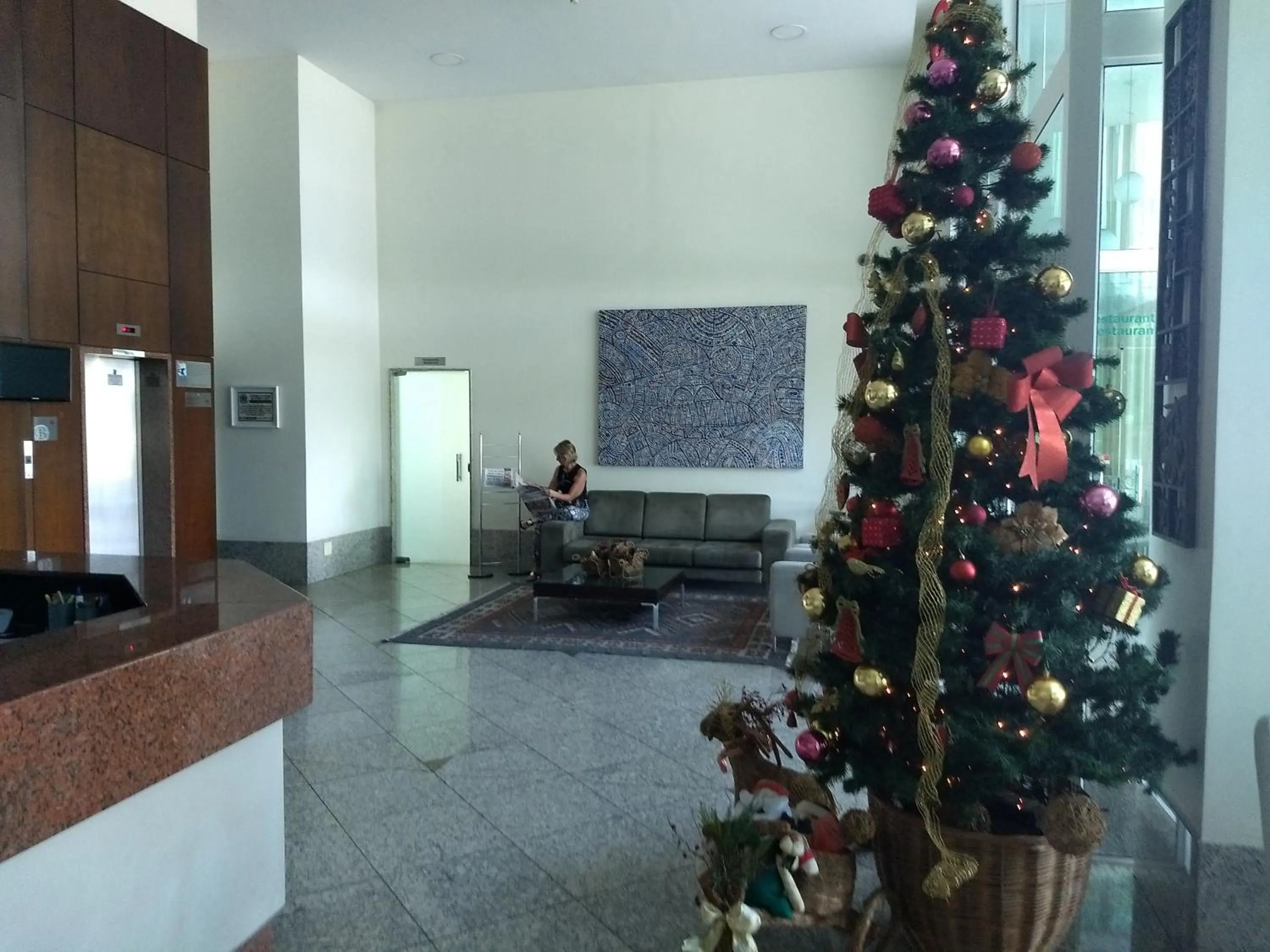 Bristol Praia do Canto Apart Hotel