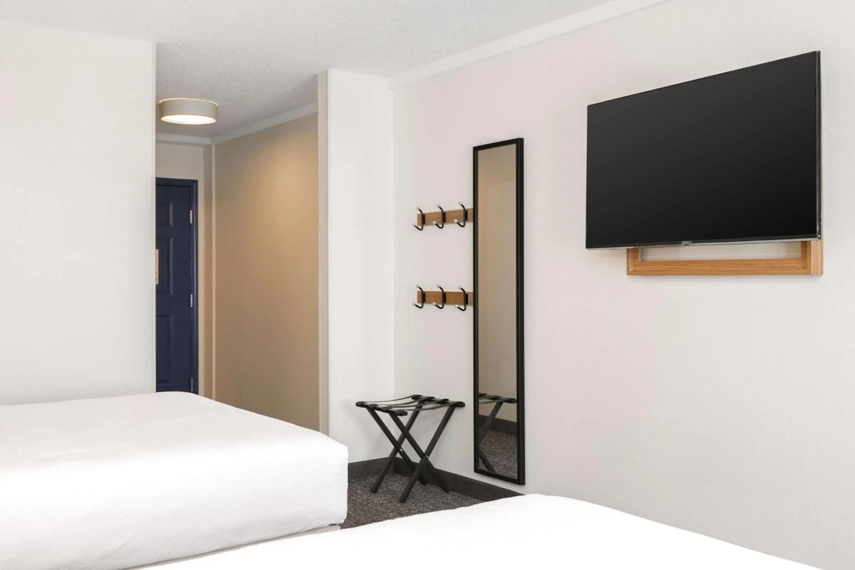 Bed in Spark By Hilton Orangeburg Bed in Spark By Hilton Orangeburg