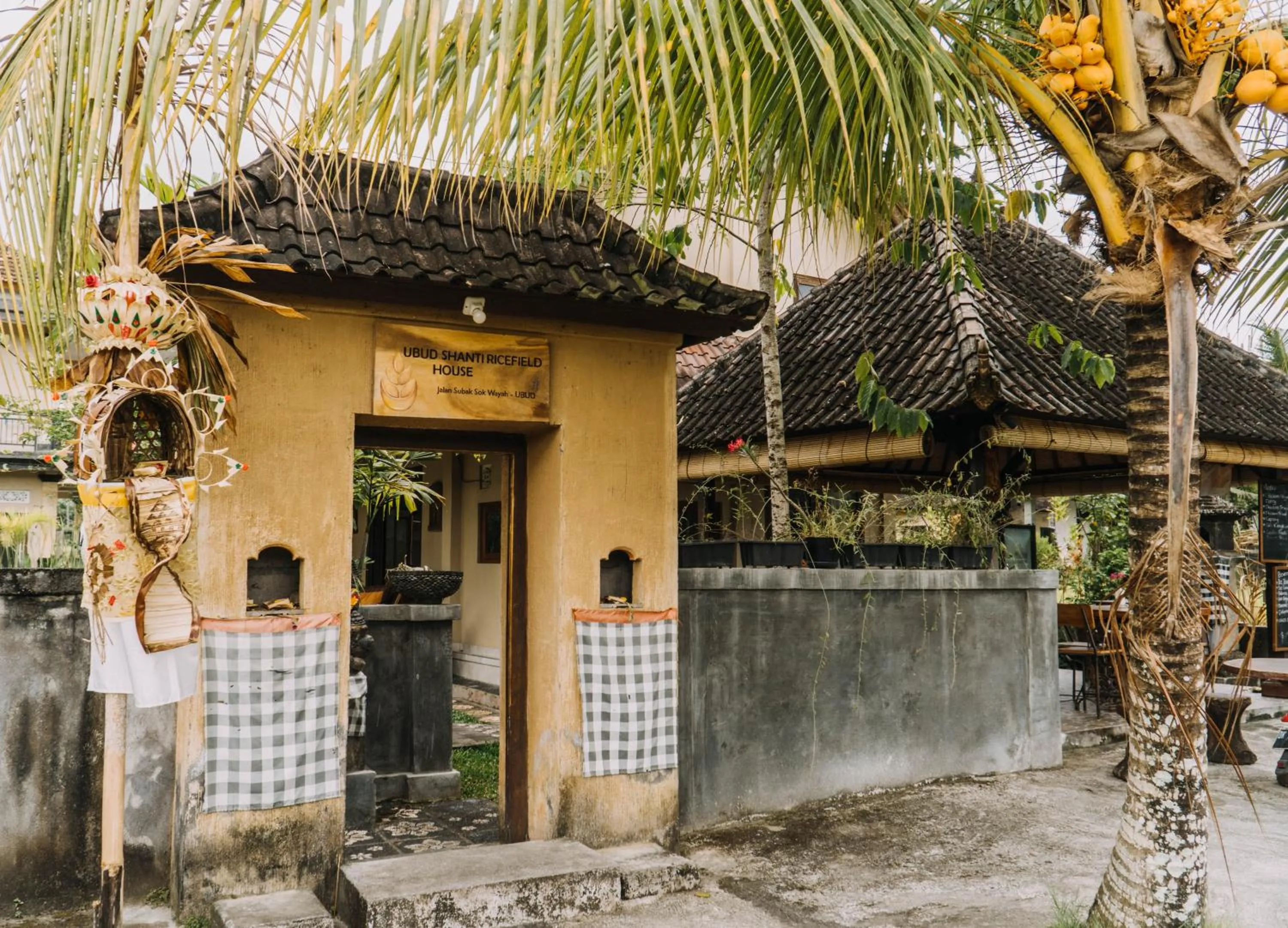 Property building in Ubud Shanti Rice Field House By Supala